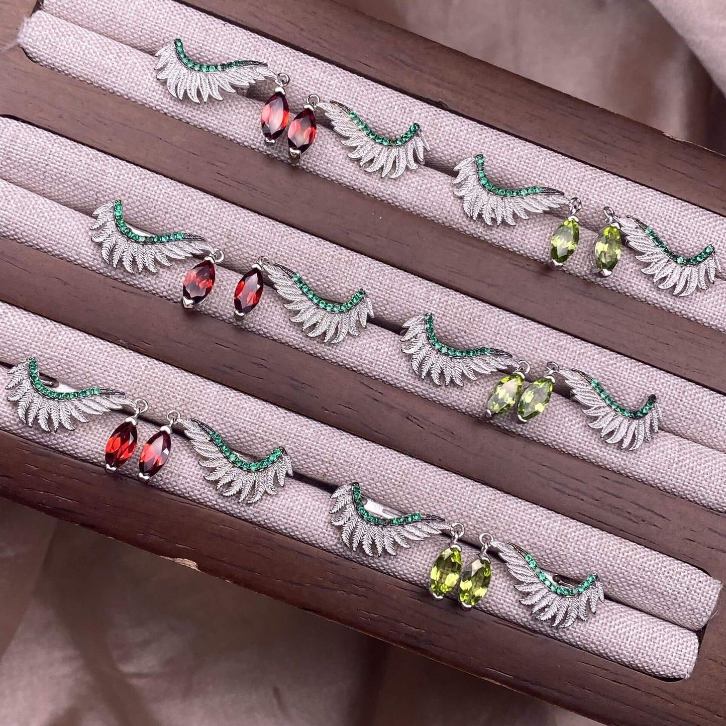 Opal Peridot garnet earrings S925, silver inlaid with full diamonds, feather style, Aubao colorful ear buckles, fashionable OL earrings, horse eye Opal