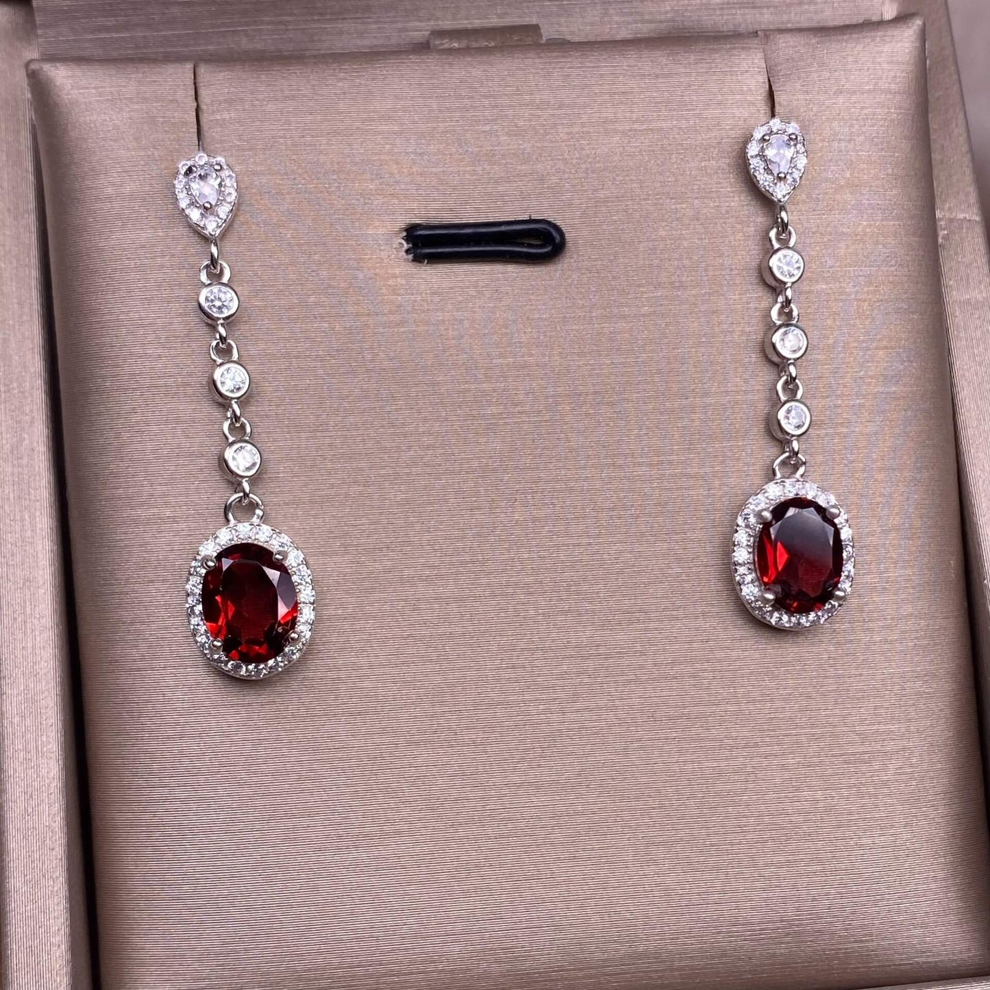 Old wax, garnet, blue topaz, citrine, amethyst, diopside, Swiss blue topaz, peridot, black opal, opal earrings S925