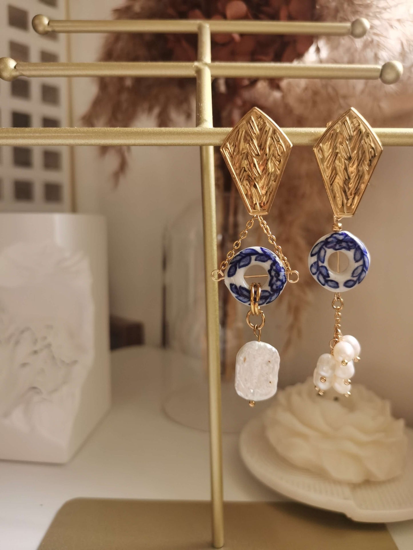 Coffin Earrings 18k gold-plated Titanium Steel blue and white Porcelain GMJE54