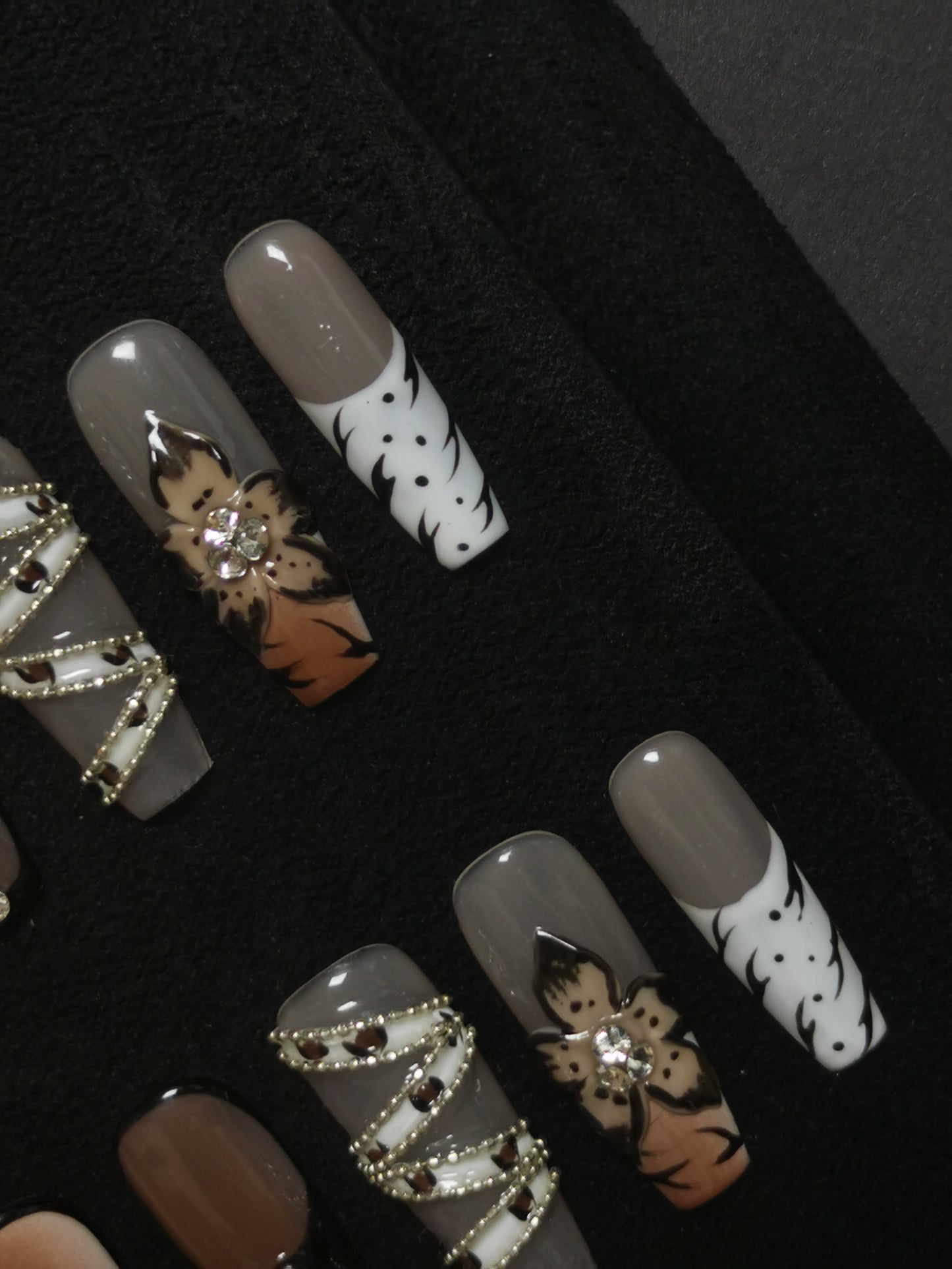 NO:1011 Acrylic 3D Flower Belt Design Autumn Fall Press on nails square coffin stiletto reusable durable trendy 2025