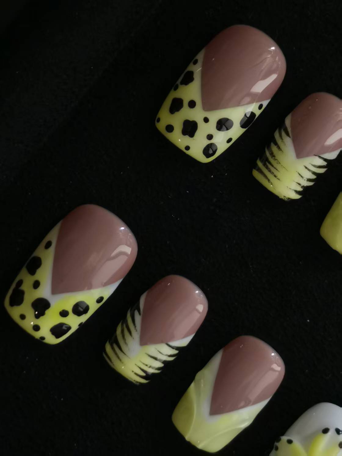 NO:1043 Acrylic 3D Flower Press on nails short square reusable durable trendy 2025