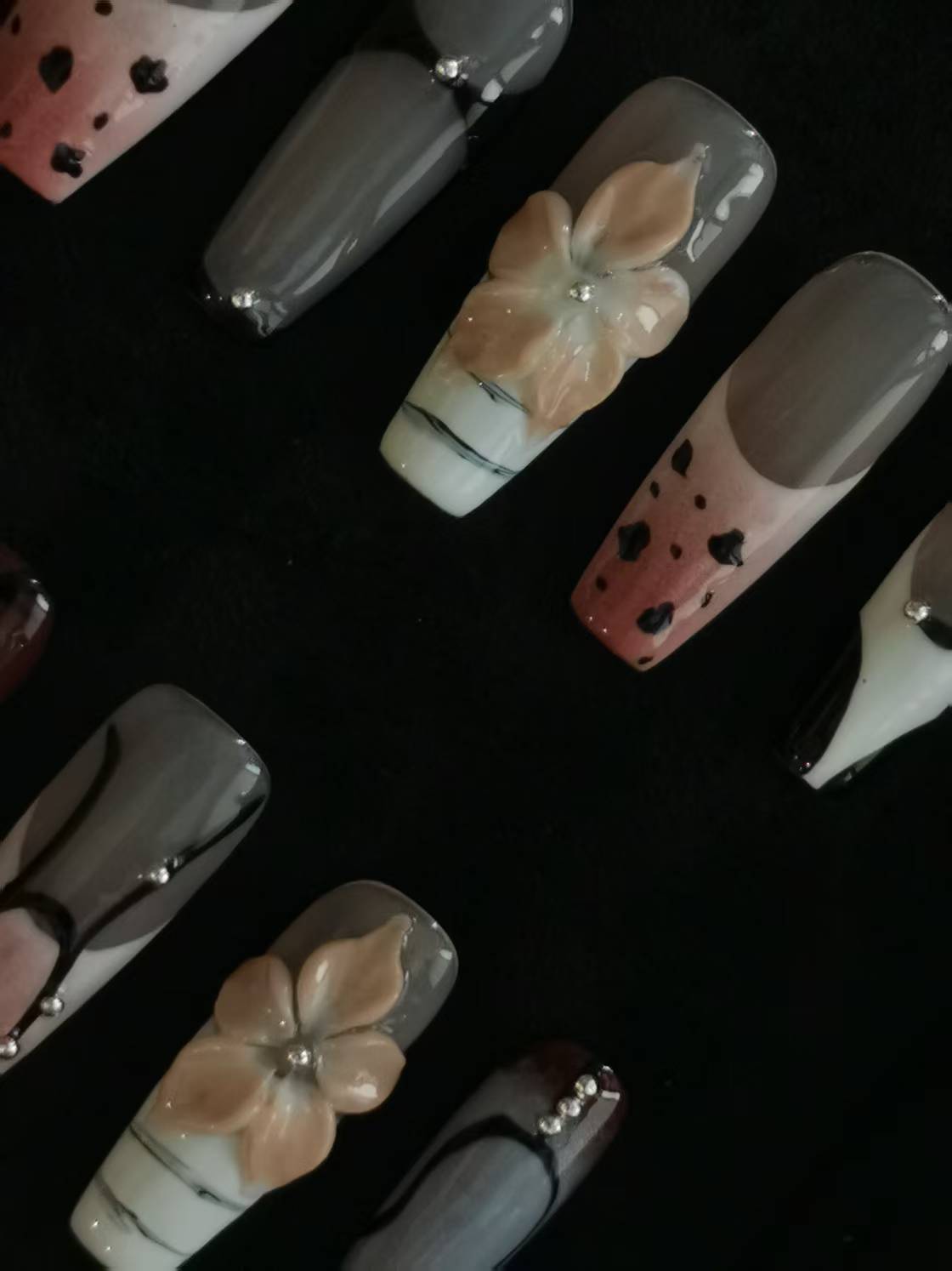 NO:1019 Acrylic Fall Autumn 3D Flower Press on nails coffin square stiletto reusable durable trendy 2025