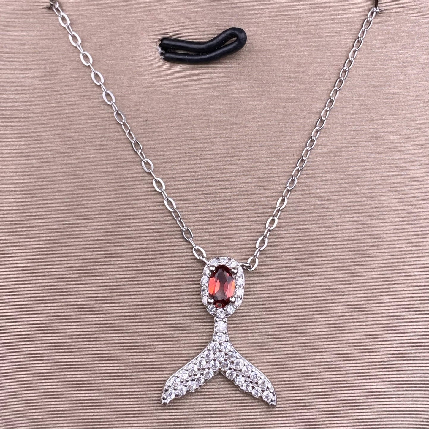 Topaz, citrine, peridot, garnet, amethyst S925 necklace, silver inlaid with full diamonds,s925 collarbone chain, silver-encrusted little rabbit children pendant, garnet quality, pure water flawless