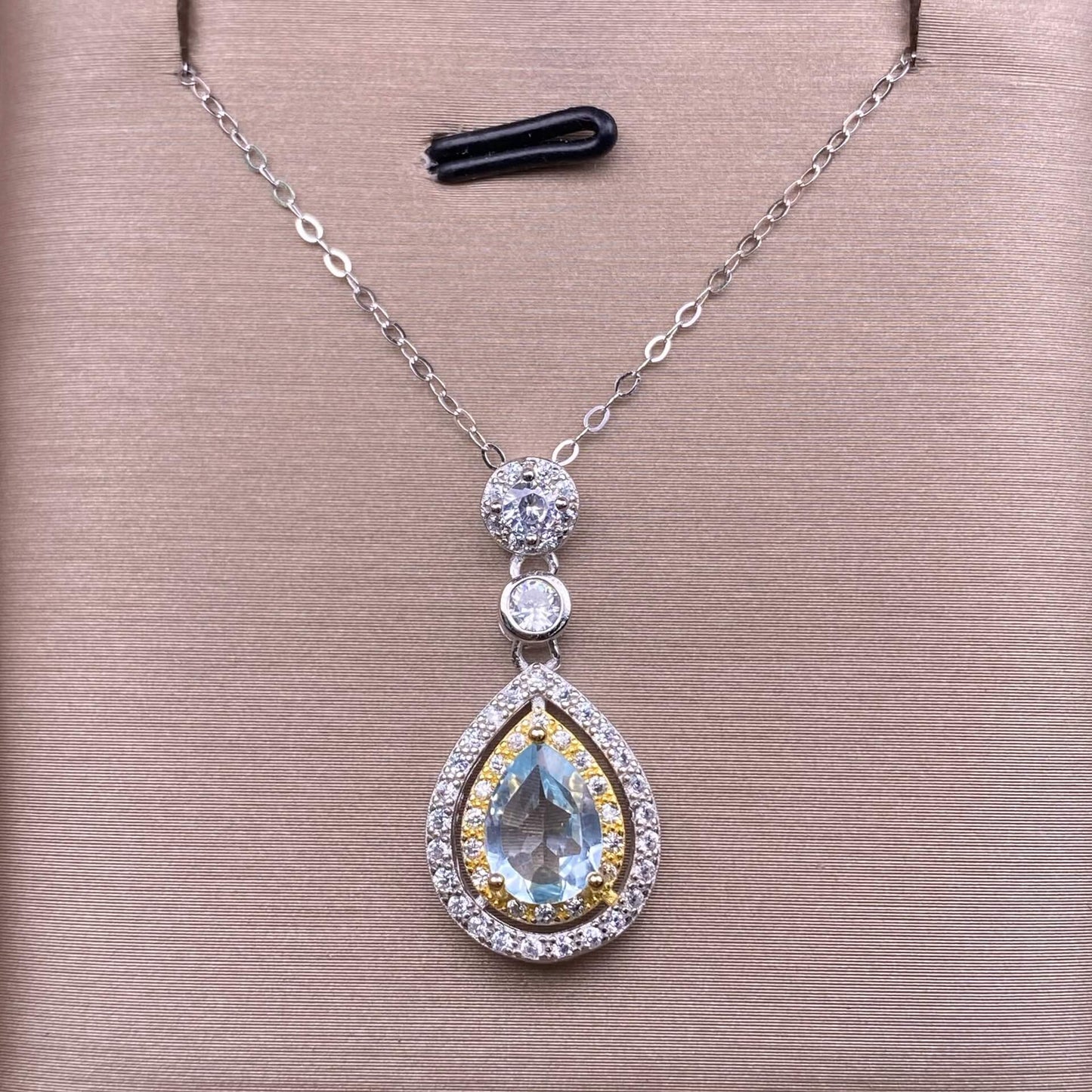 Peridot, topaz, opal, amethyst, pink topaz S925 silver inlaid retro silver cross pendant, aged, personalized and fashionable OL necklace, dazzling and uncluttered trendy Jewelry 2005