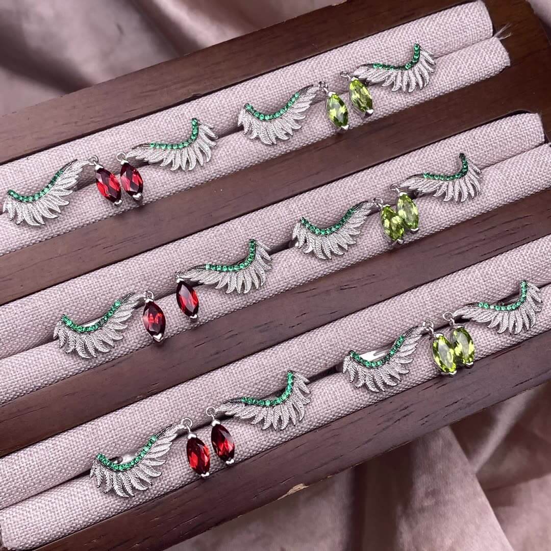 Opal Peridot garnet earrings S925, silver inlaid with full diamonds, feather style, Aubao colorful ear buckles, fashionable OL earrings, horse eye Opal