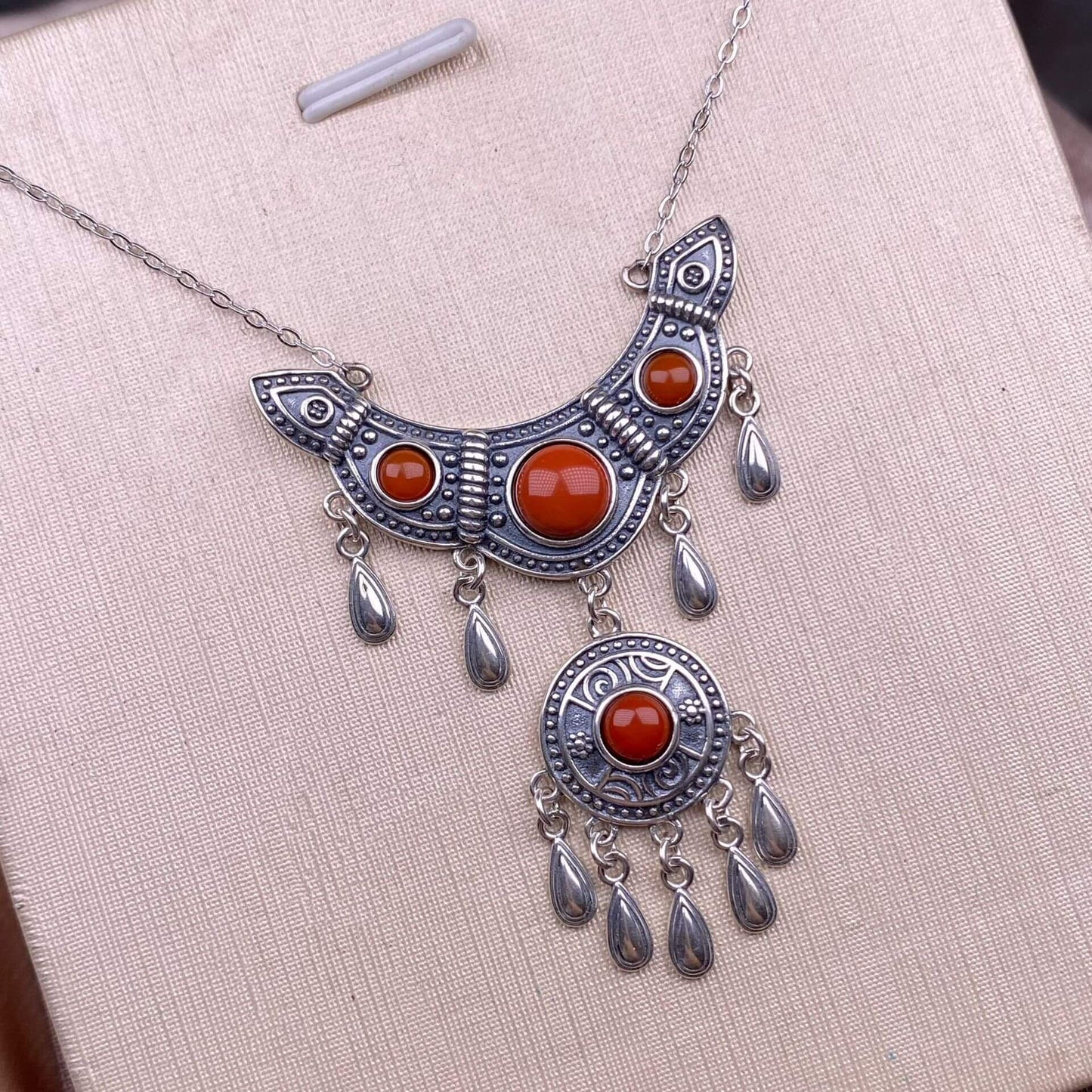 Nanjiang carnelian Aquamarine, sea crest stone, lapis lazuli S925 necklace, silver inlaid with full diamonds,s925 collarbone chain, silver-encrusted little rabbit children pendant, garnet quality, pure water flawless