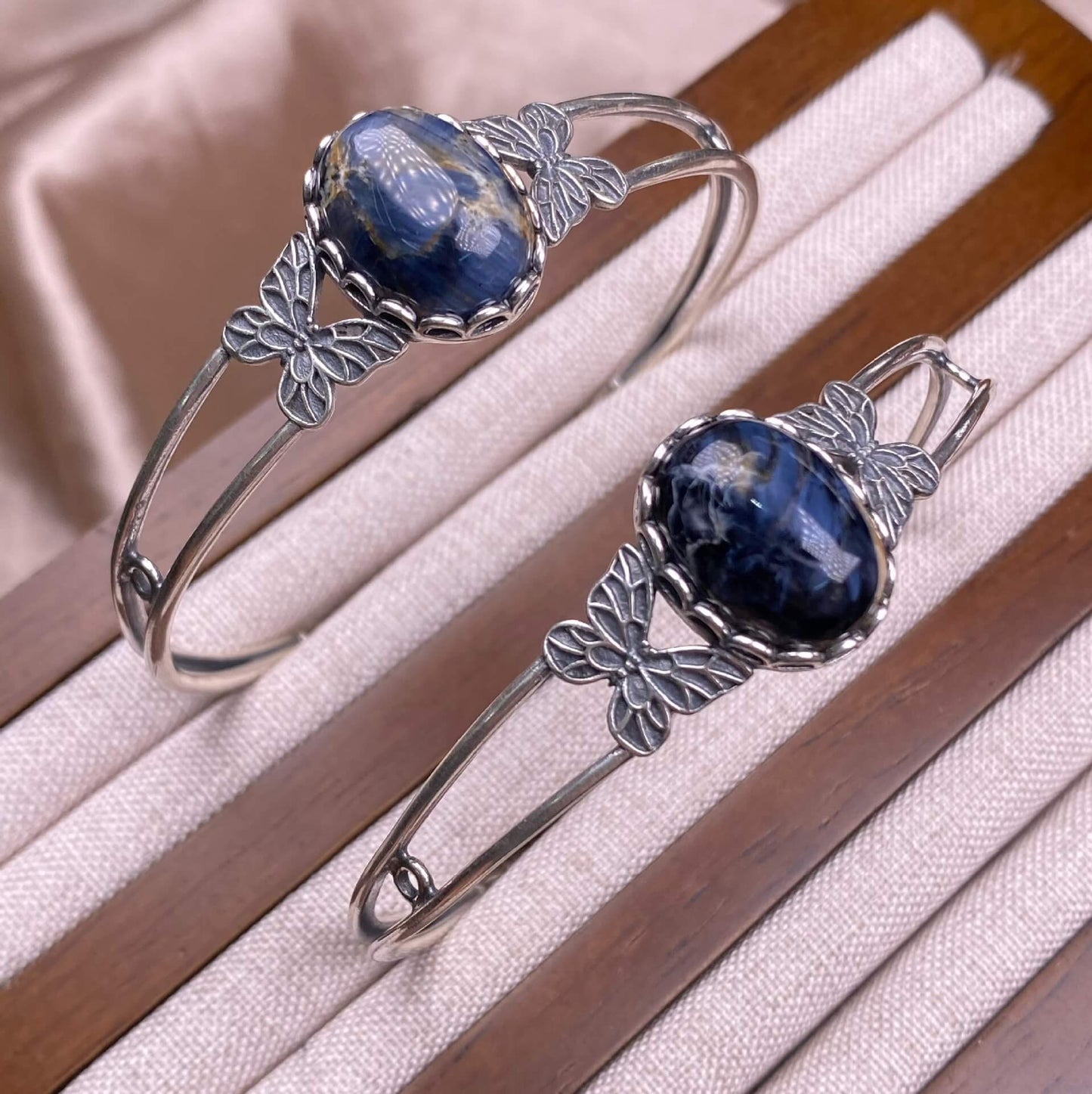 Old wax, green dragon crystal, south red, rose crystal, blue crystal, Peter stone bangle bracelet S925, silver inlaid, retro open bracelet