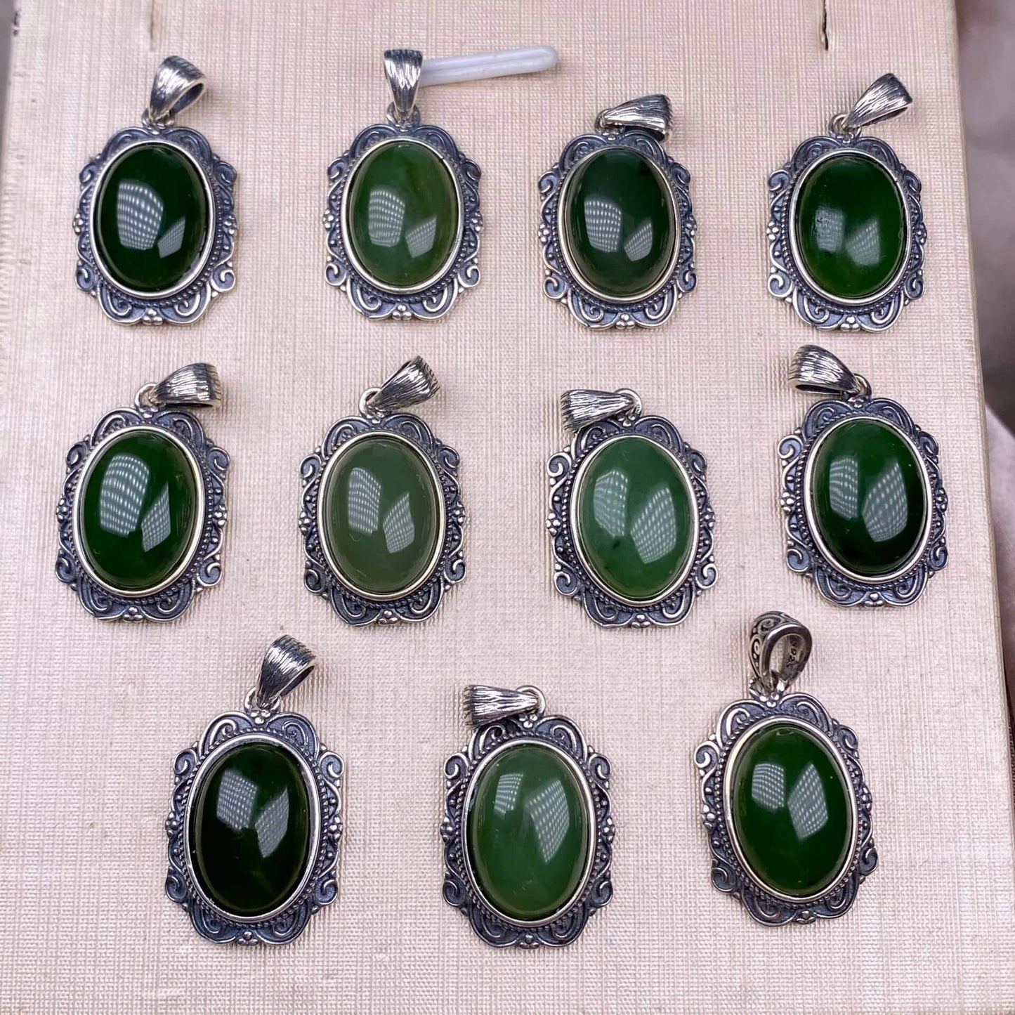 Amethyst, golden stone, purple dragon crystal, Nanhong, Hetian jade S925 silver inlaid retro silver cross pendant, aged, personalized and fashionable OL necklace, dazzling and uncluttered trendy Jewelry 2005