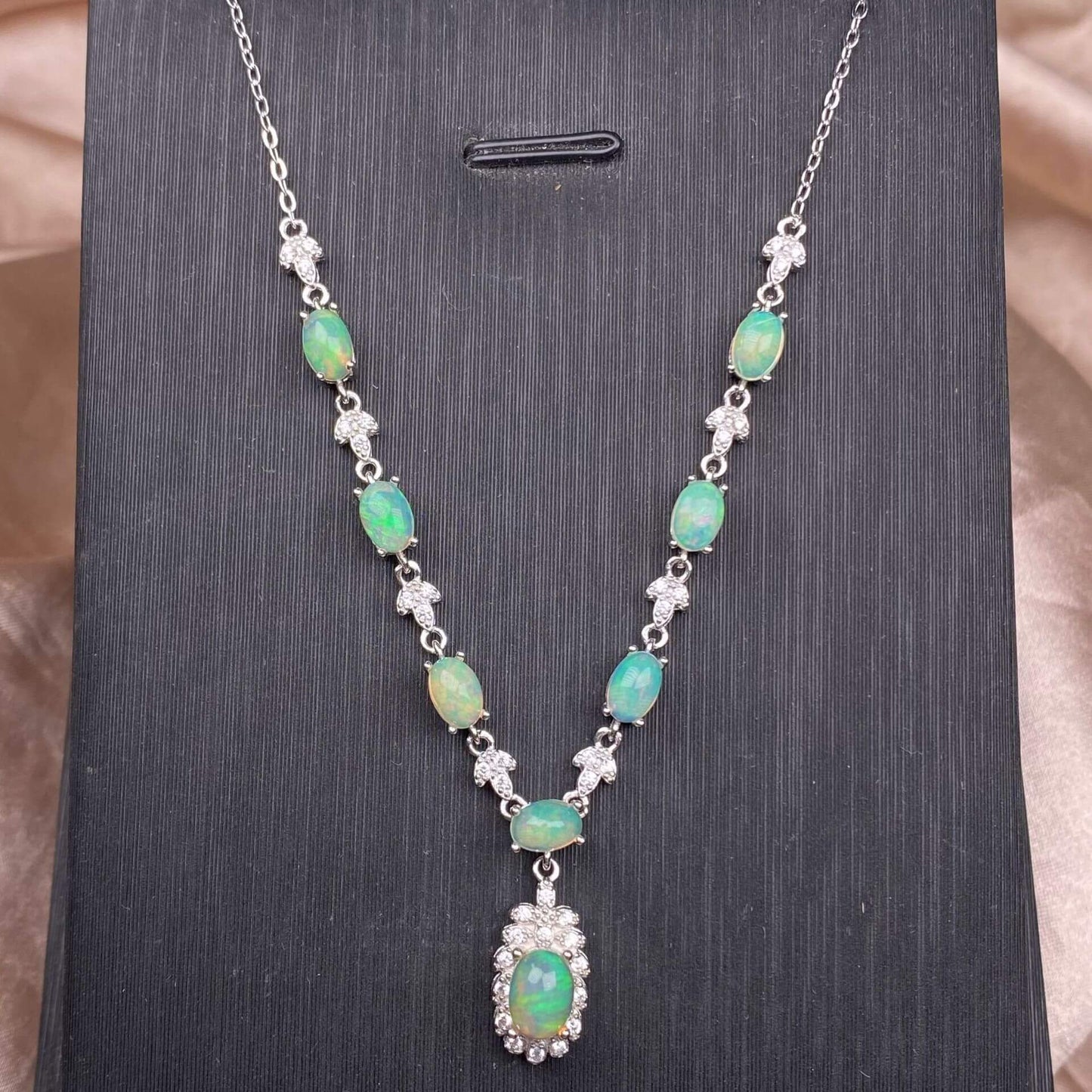 Opal/Black Opal/Turquoise/London blue topaz/Olivine/Garnet/ Hetian jade/Amethyst/Topaz S925 necklace, silver inlaid with full diamonds, exquisite light luxury evening wear chain, Opal collarbone chain, fashionable office lady