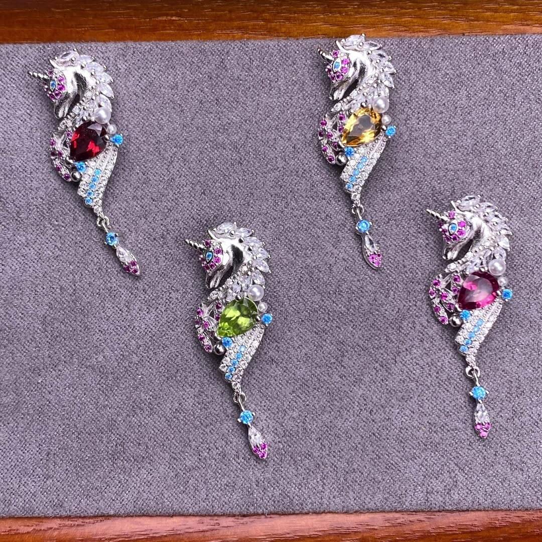 Black Opal Peridot garnet citrine pink topaz S925 silver studded with diamonds, exquisite and dazzling unicorn women's necklace pendant, collarbone chain pendant trendy Jewelry 2005 GMSP4