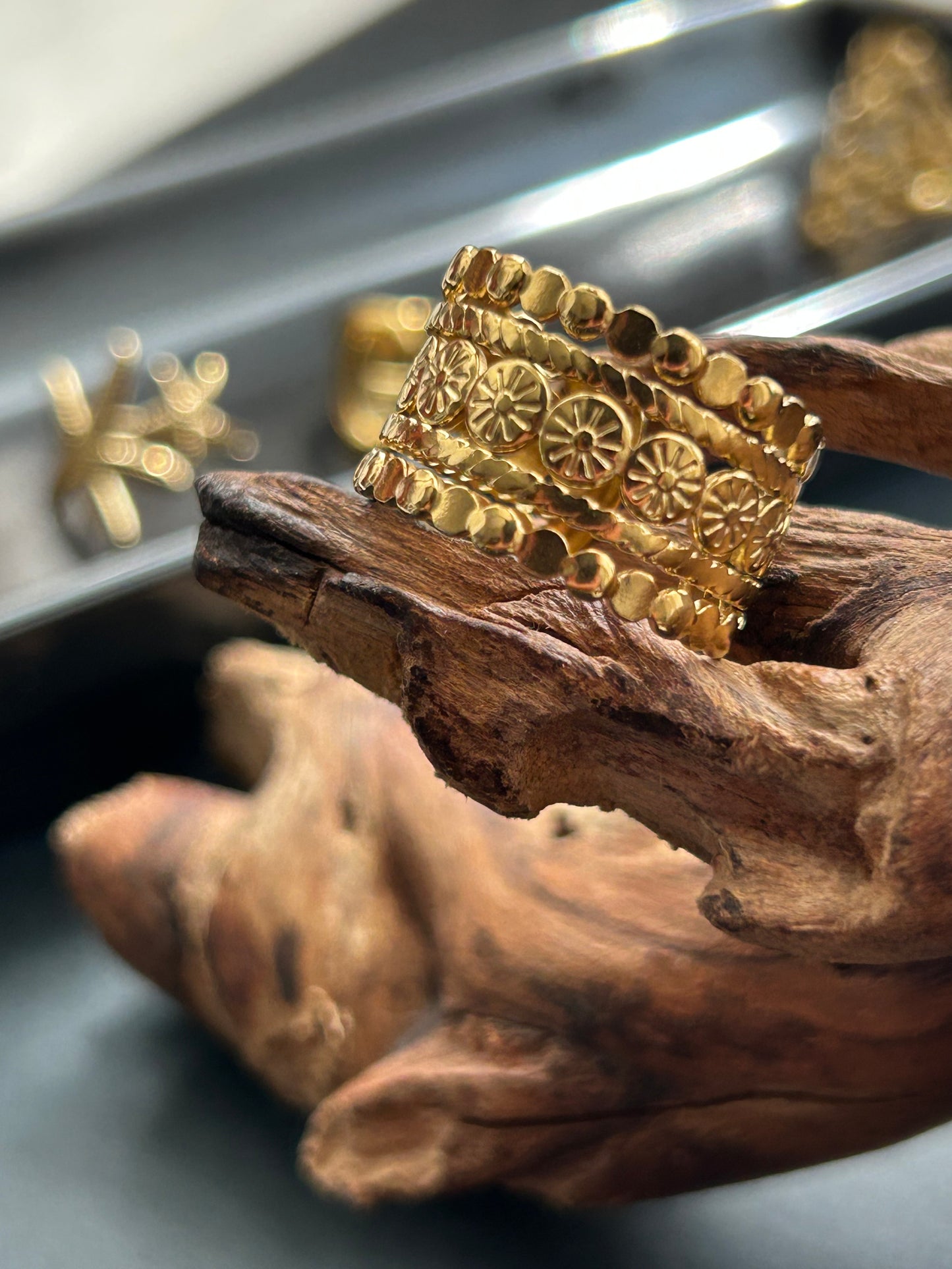 Lace Ring 18k gold-plated Titanium Steel GMJR1