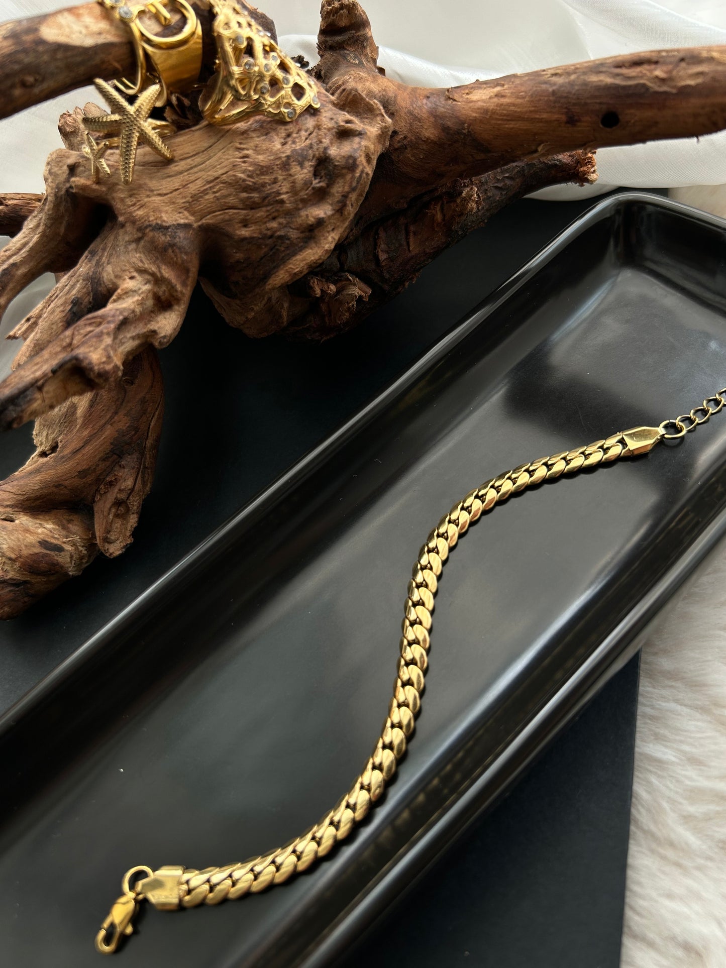 Bracelet 18k gold-plated Titanium Steel Cuban chain Trendy Jewelry 2025 GMJB3