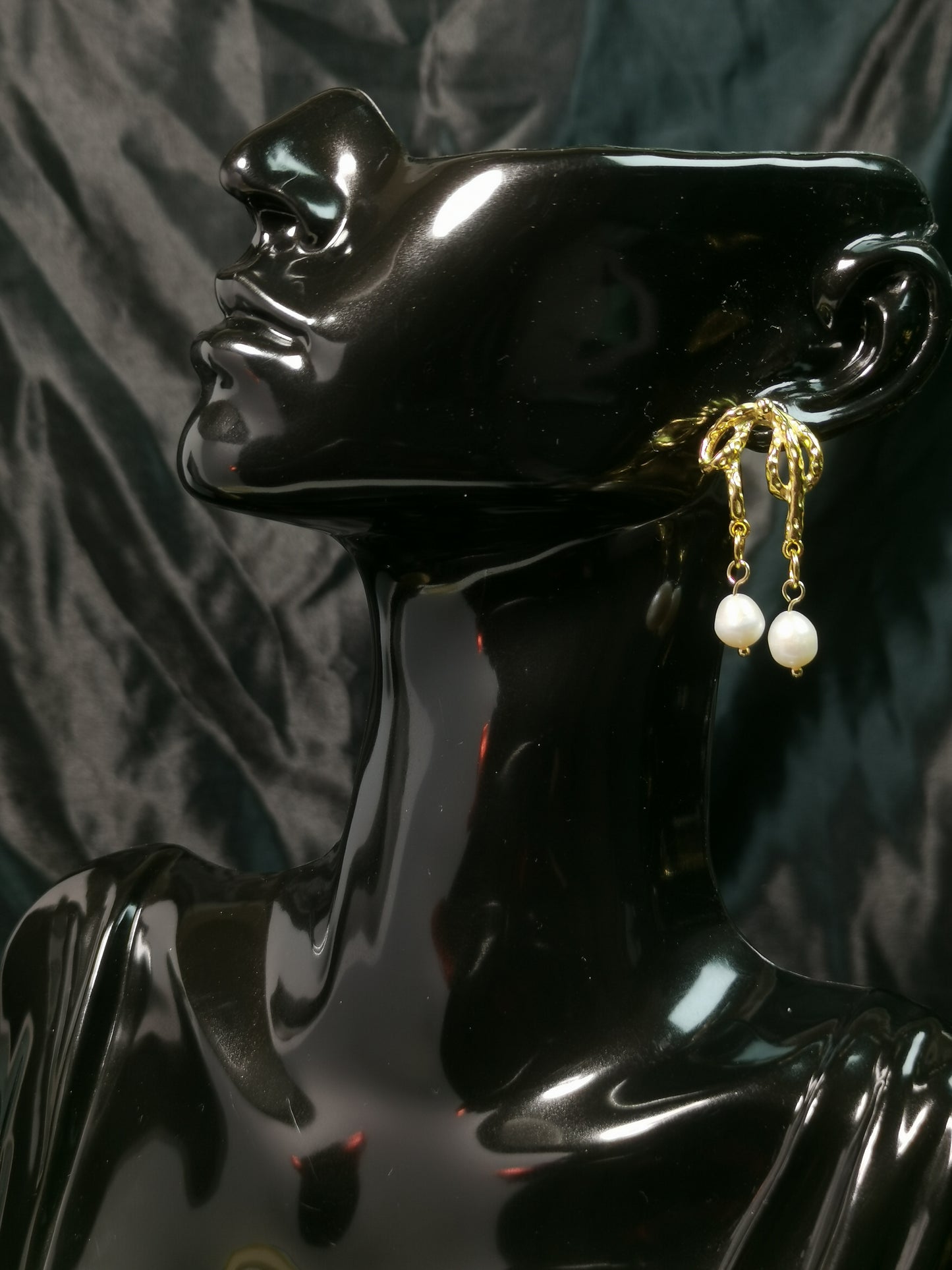 Bowk not Earrings freshwater pearl 18k gold-plated Titanium Steel GMJE3