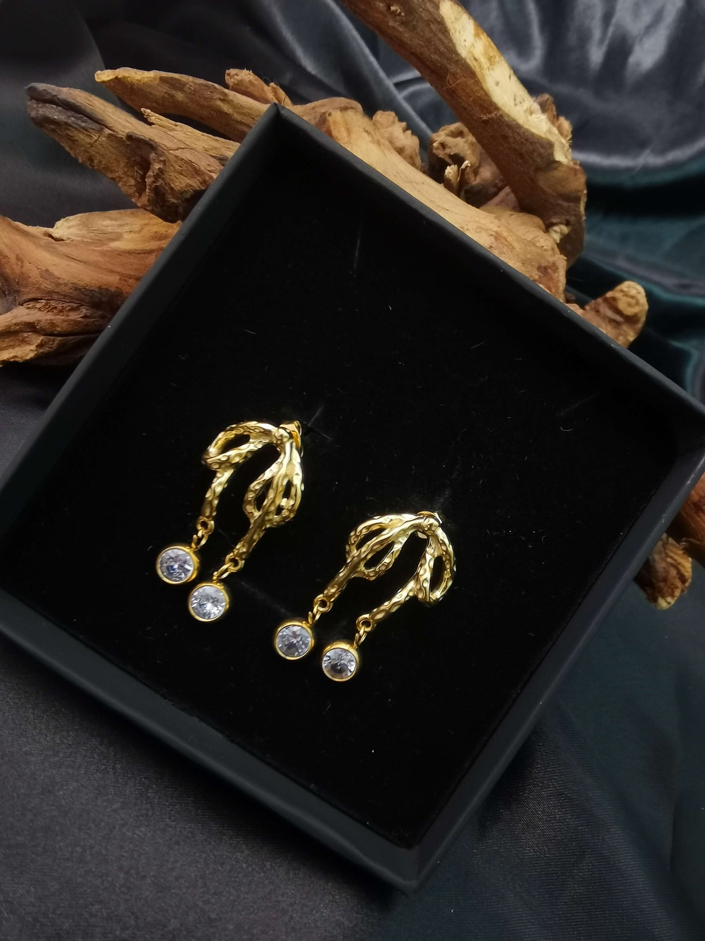 Bow knot Earrings Zircon 18k gold-plated Titanium Steel Jewelry GMJE1