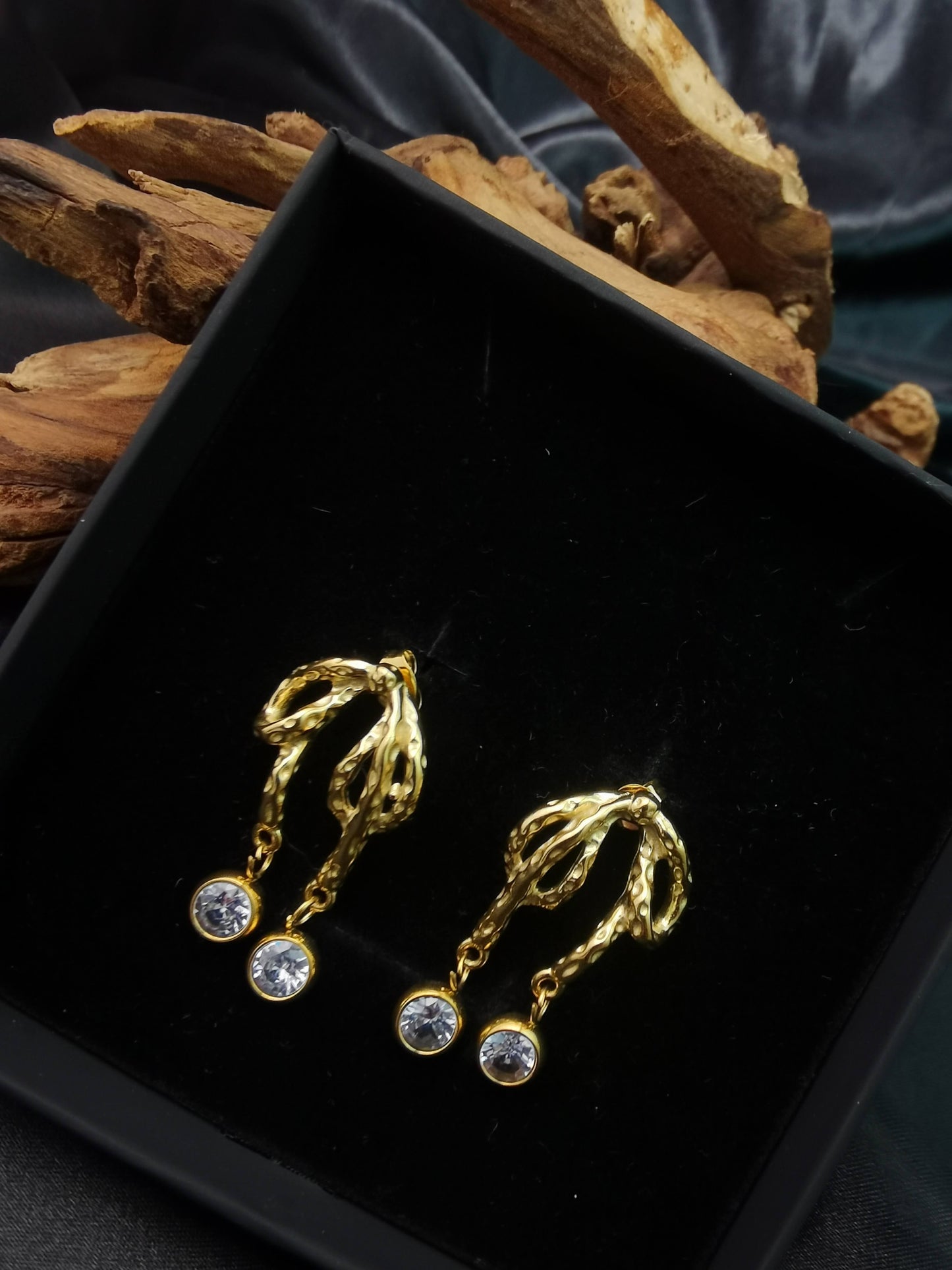 Bow knot Earrings Zircon 18k gold-plated Titanium Steel Jewelry GMJE1