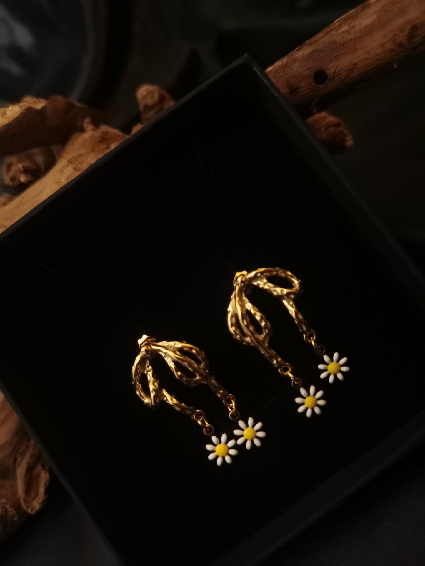 Bow knot Earrings daisy  18k gold-plated Titanium Steel GMJE4