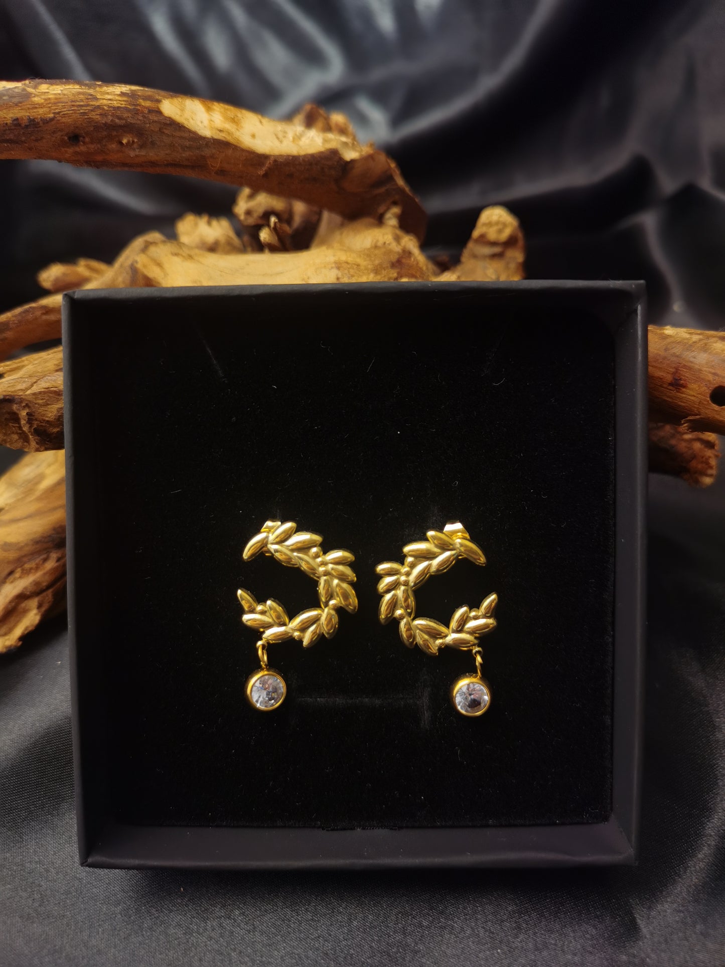Ear of Wheat Zircon Earrings 18k gold-plated Titanium Steel GMJE10