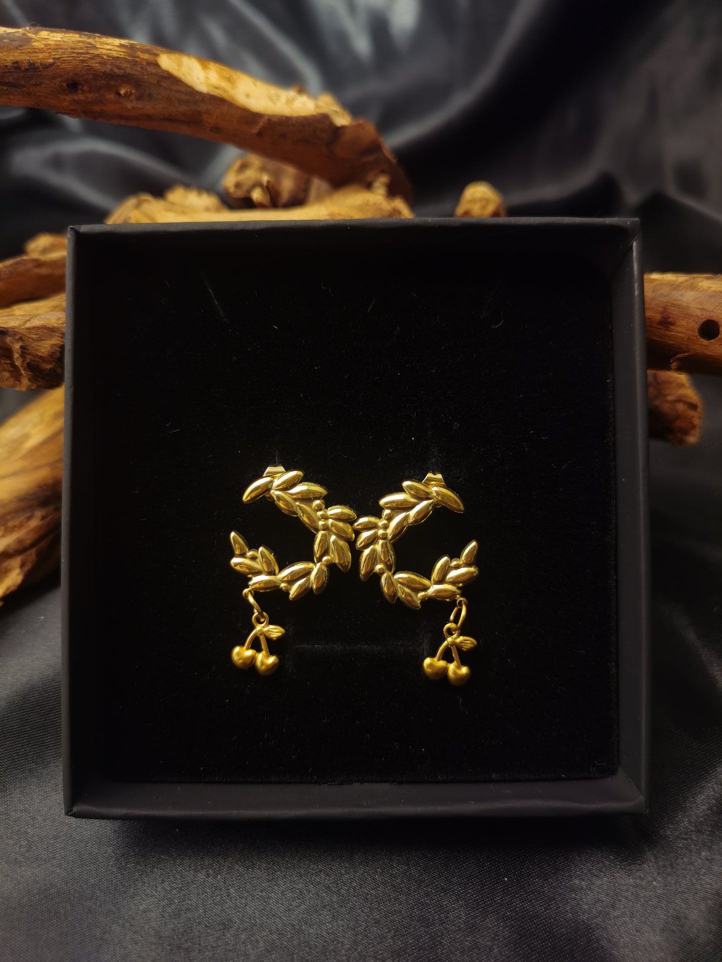 Ear of Wheat Cherry Earrings 18k gold-plated Titanium Steel GMJE7