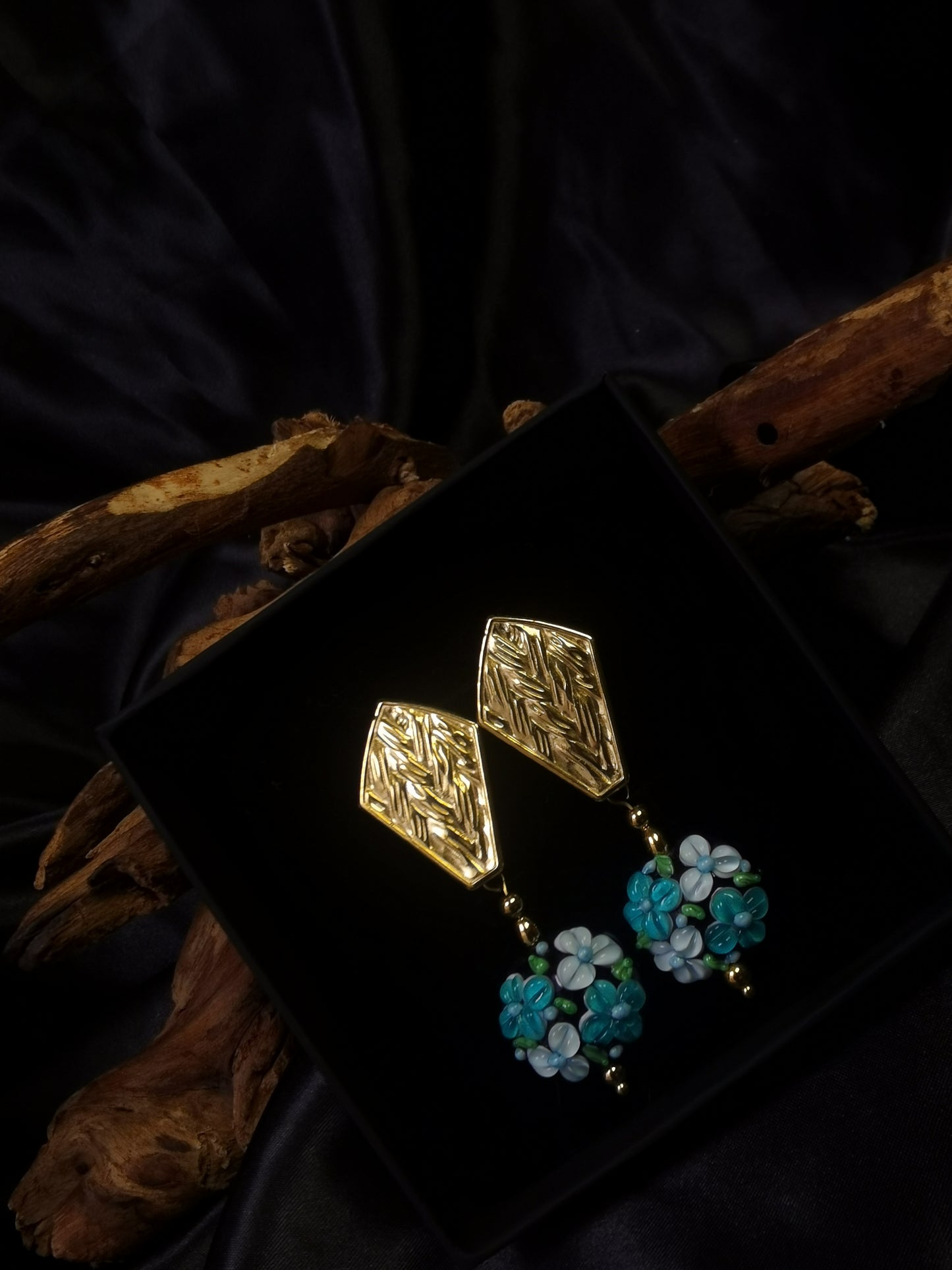 Coffin Earrings 18k gold-plated Titanium Steel 3D Flower GMJE18