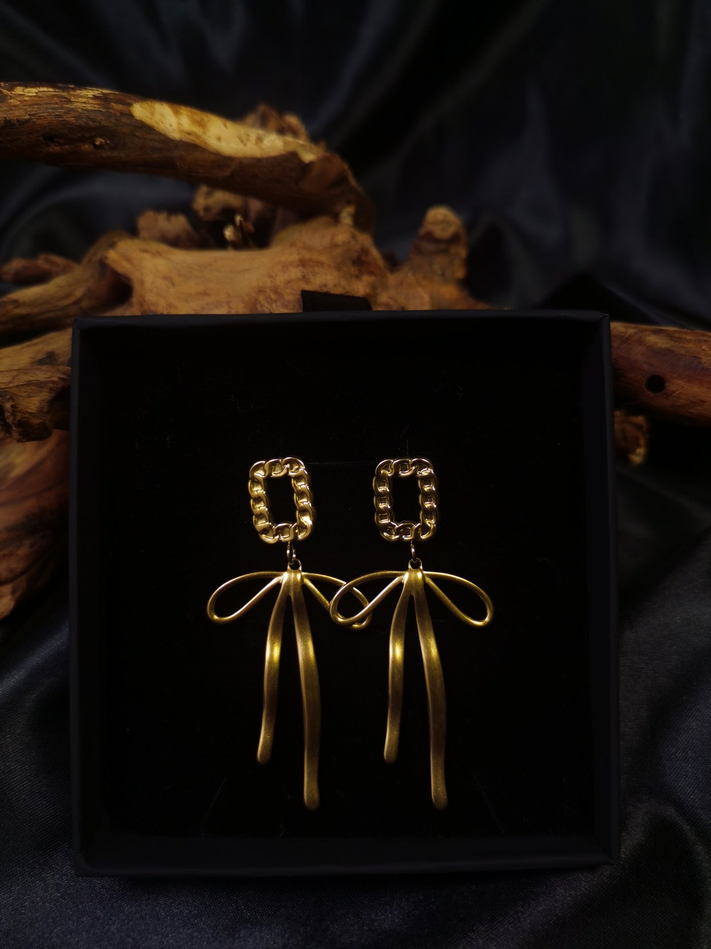 Cuban Square Earrings 18k gold-plated Titanium Steel Bow knot belt GMJE19