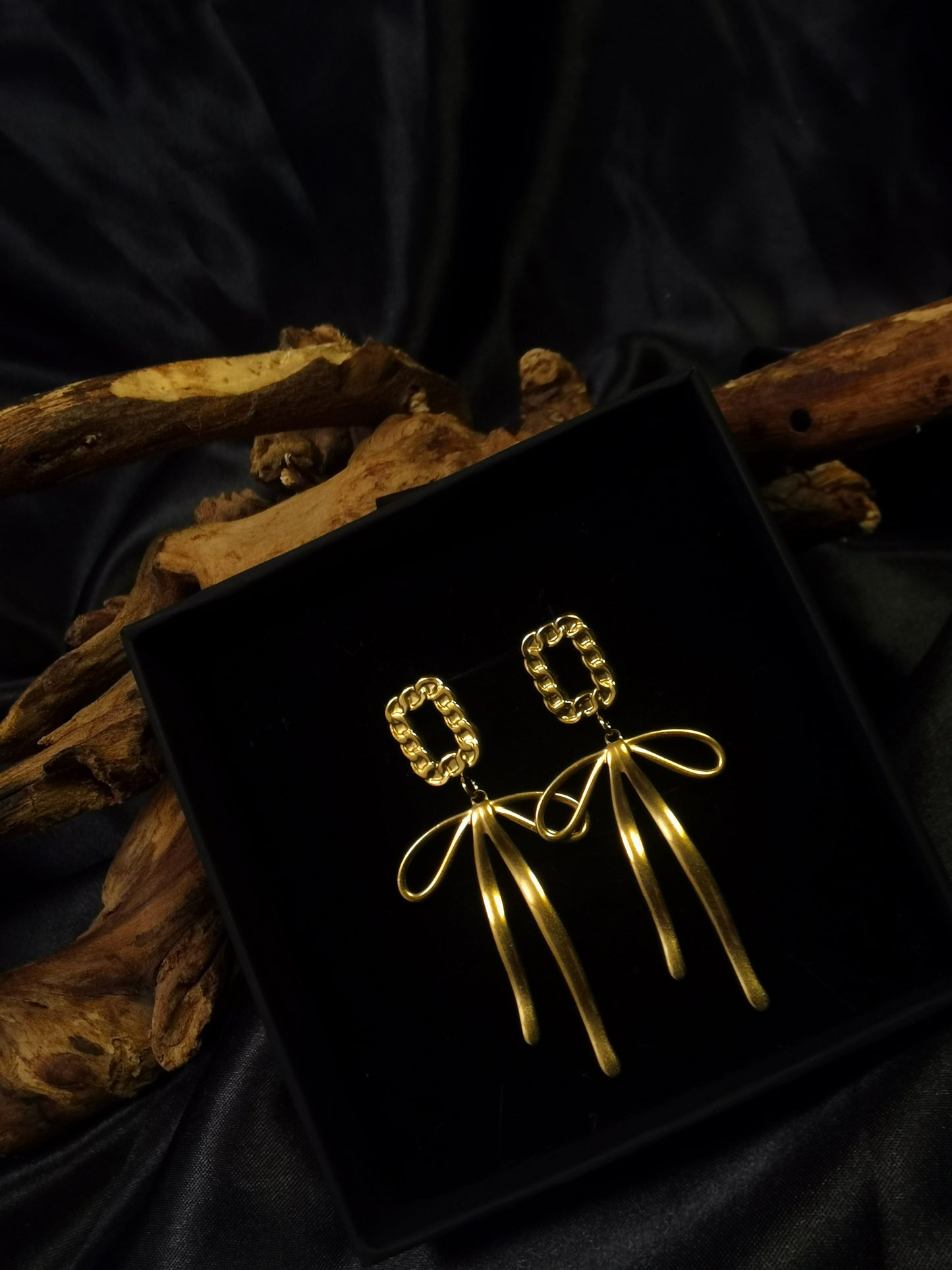 Cuban Square Earrings 18k gold-plated Titanium Steel Bow knot belt GMJE19