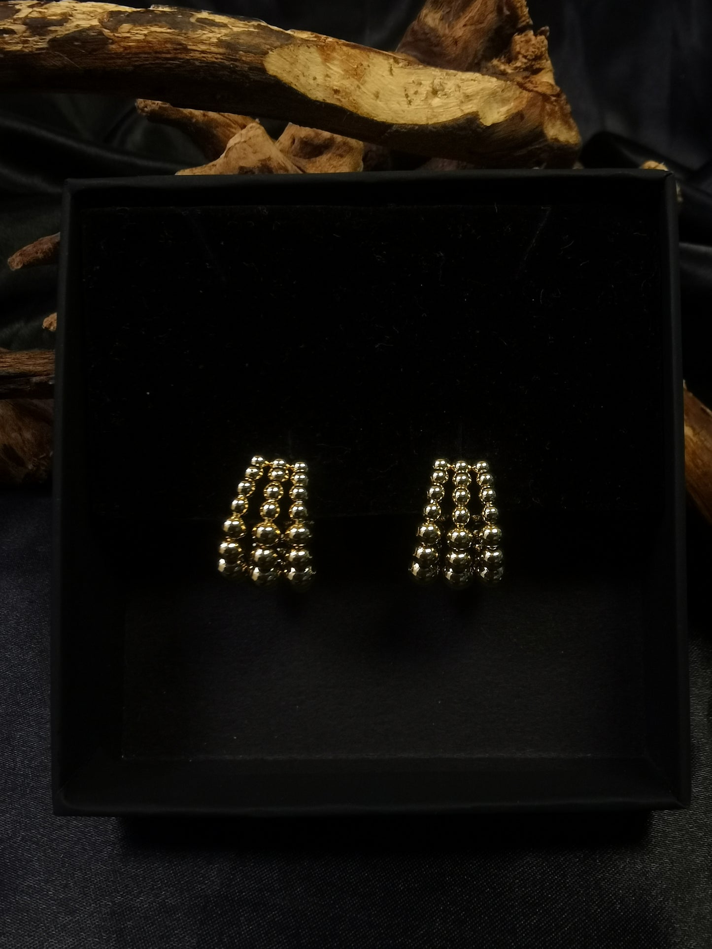 Huggie 3 layers Balls Earrings 18k gold-plated Titanium Steel GMJE32