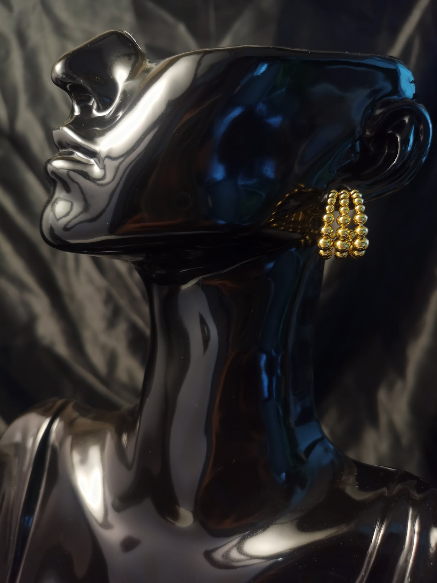 Huggie 3 layers Balls Earrings 18k gold-plated Titanium Steel GMJE32