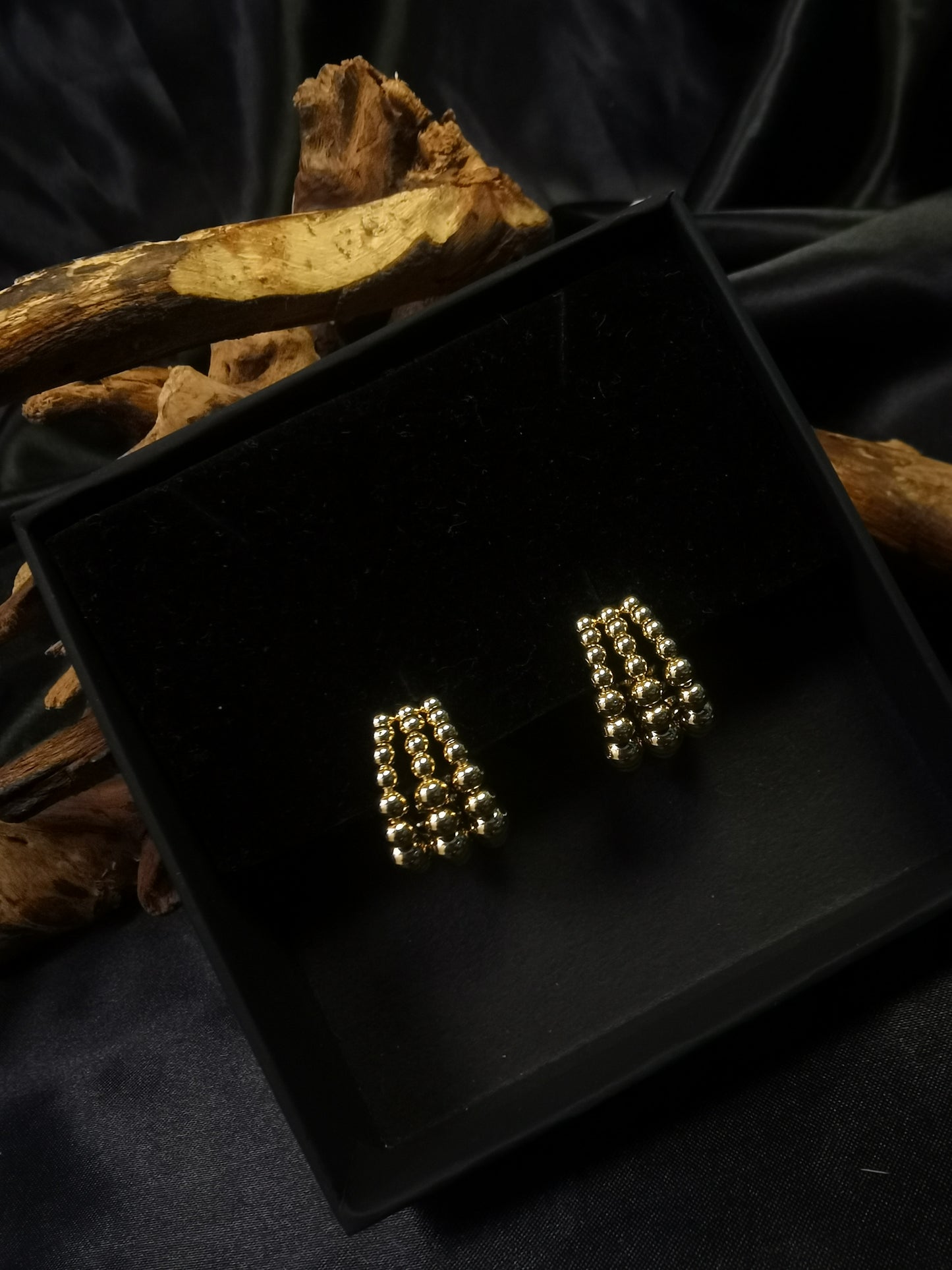 Huggie 3 layers Balls Earrings 18k gold-plated Titanium Steel GMJE32