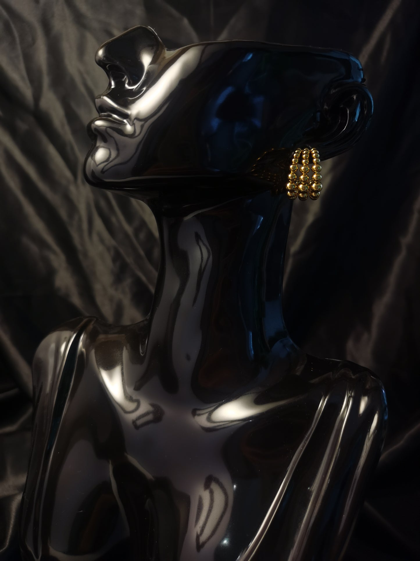 Huggie 3 layers Balls Earrings 18k gold-plated Titanium Steel GMJE32