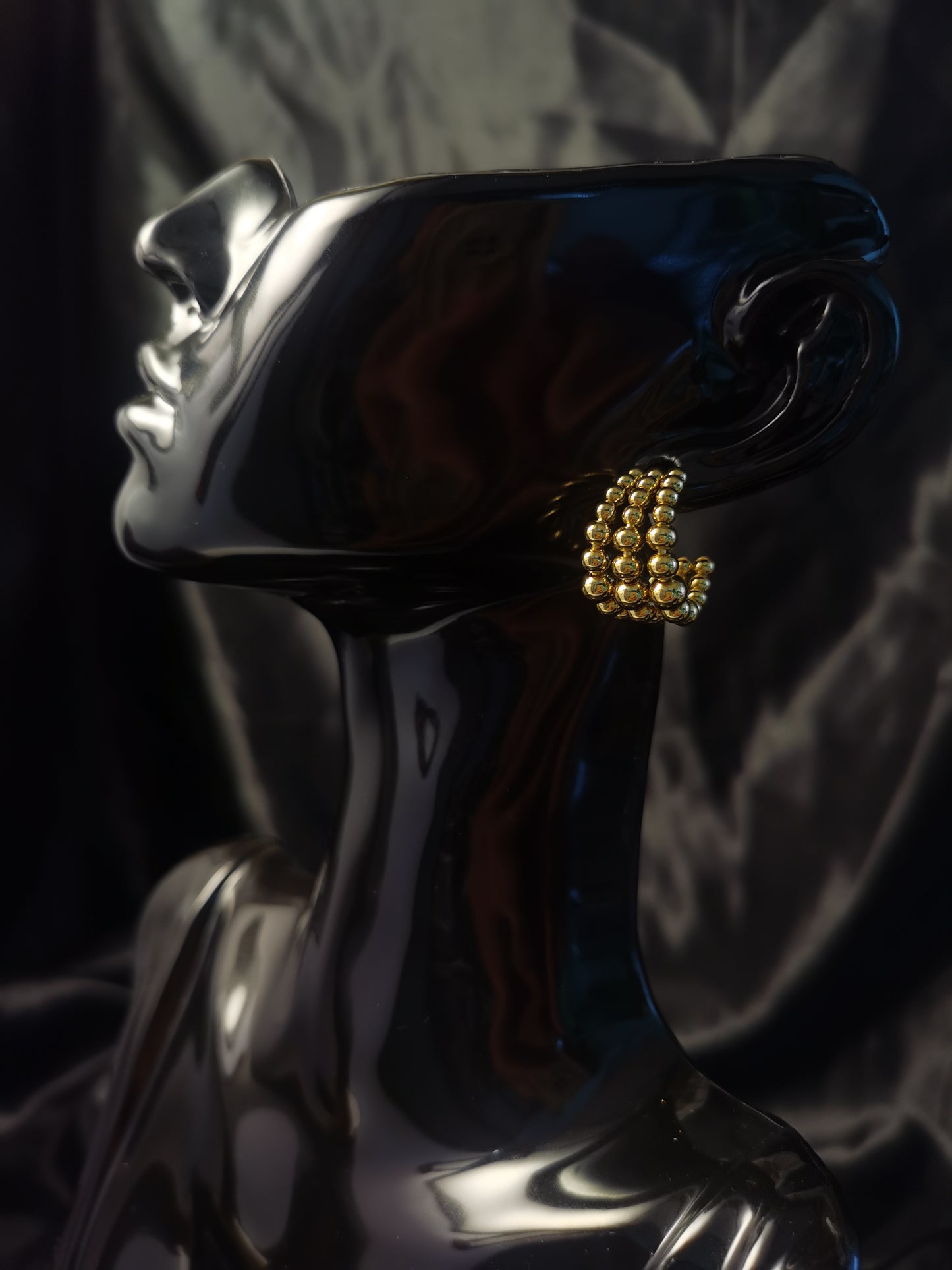 Huggie 3 layers Balls Earrings 18k gold-plated Titanium Steel GMJE32