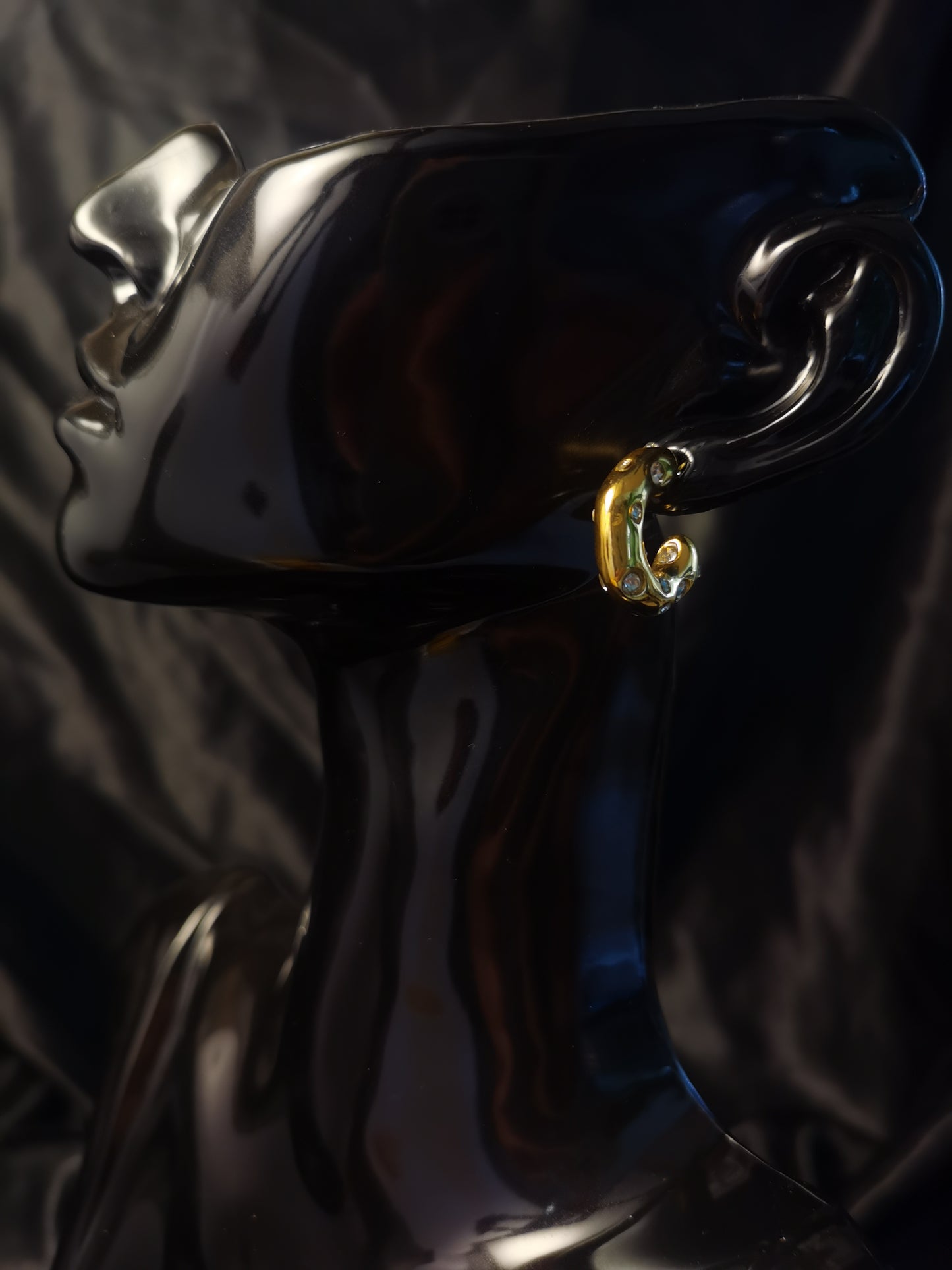 C hoop Zircon Earrings 18k gold-plated Titanium Steel GMJE34