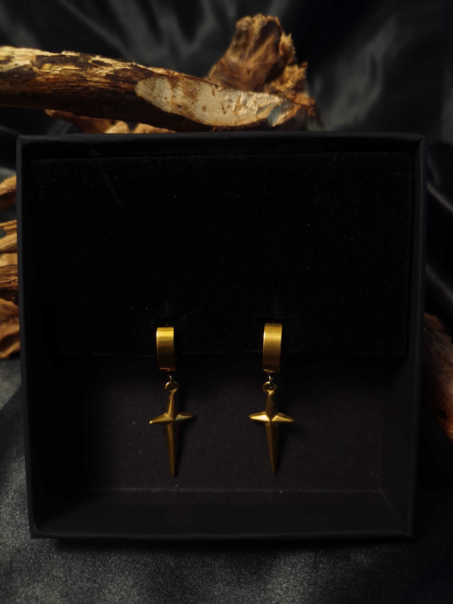 Huggie Cross Earrings 18k gold-plated Titanium Steel GMJE36