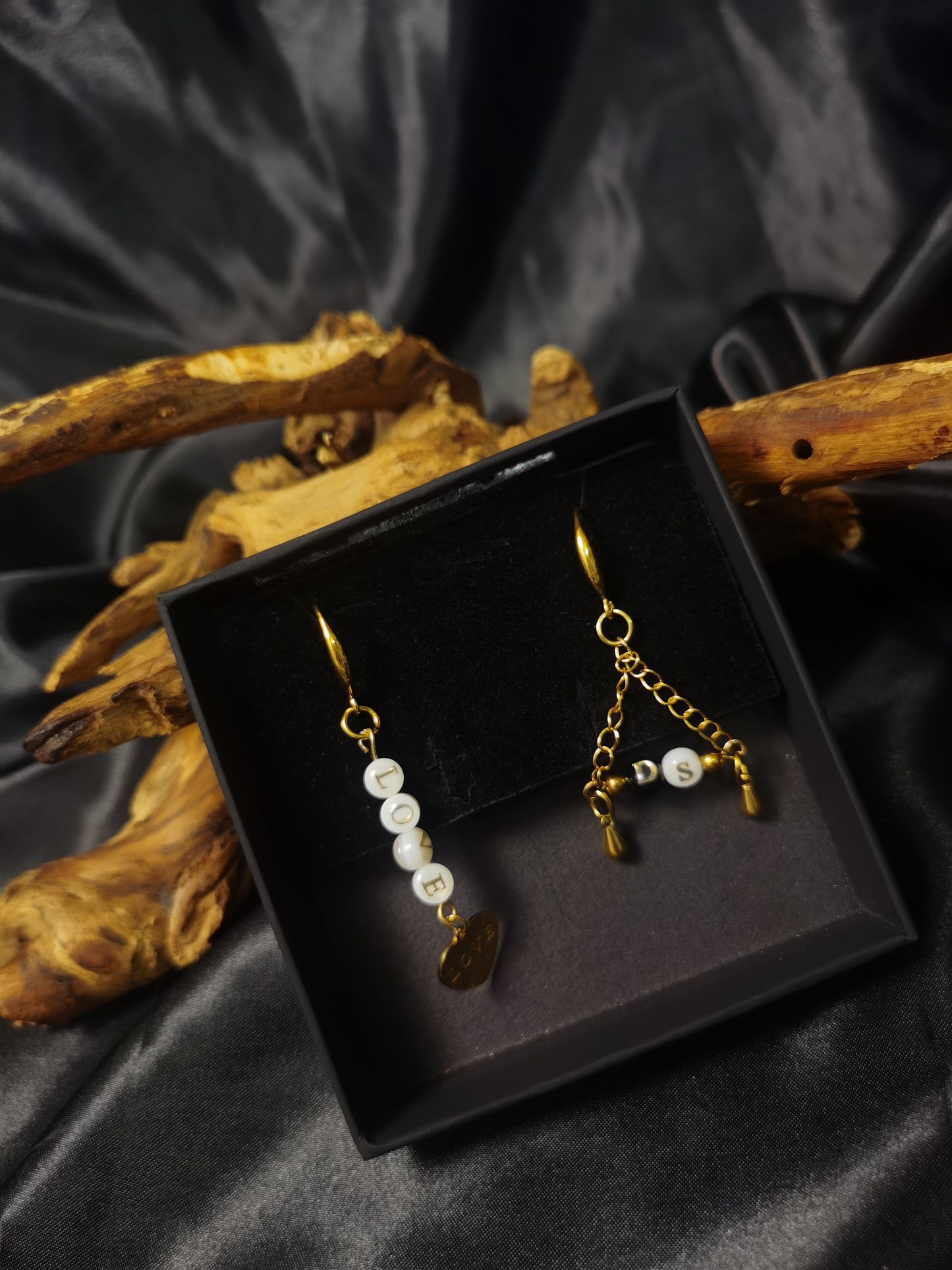 Ear hook love initials Earrings 18k gold-plated Titanium Steel GMJE43