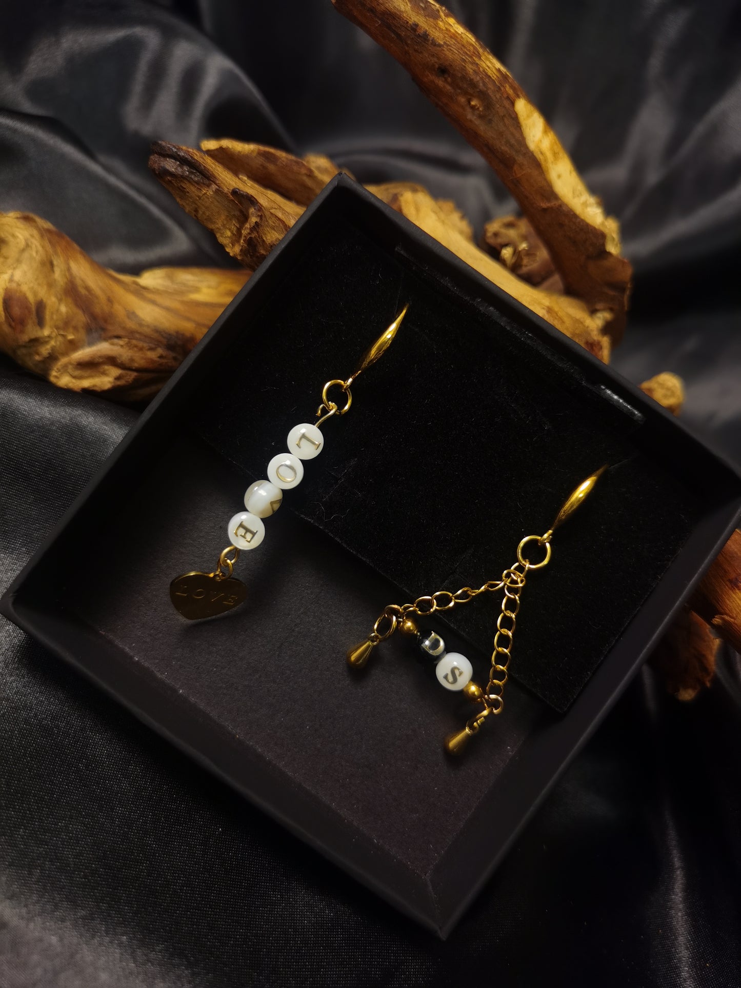 Ear hook love initials Earrings 18k gold-plated Titanium Steel GMJE43