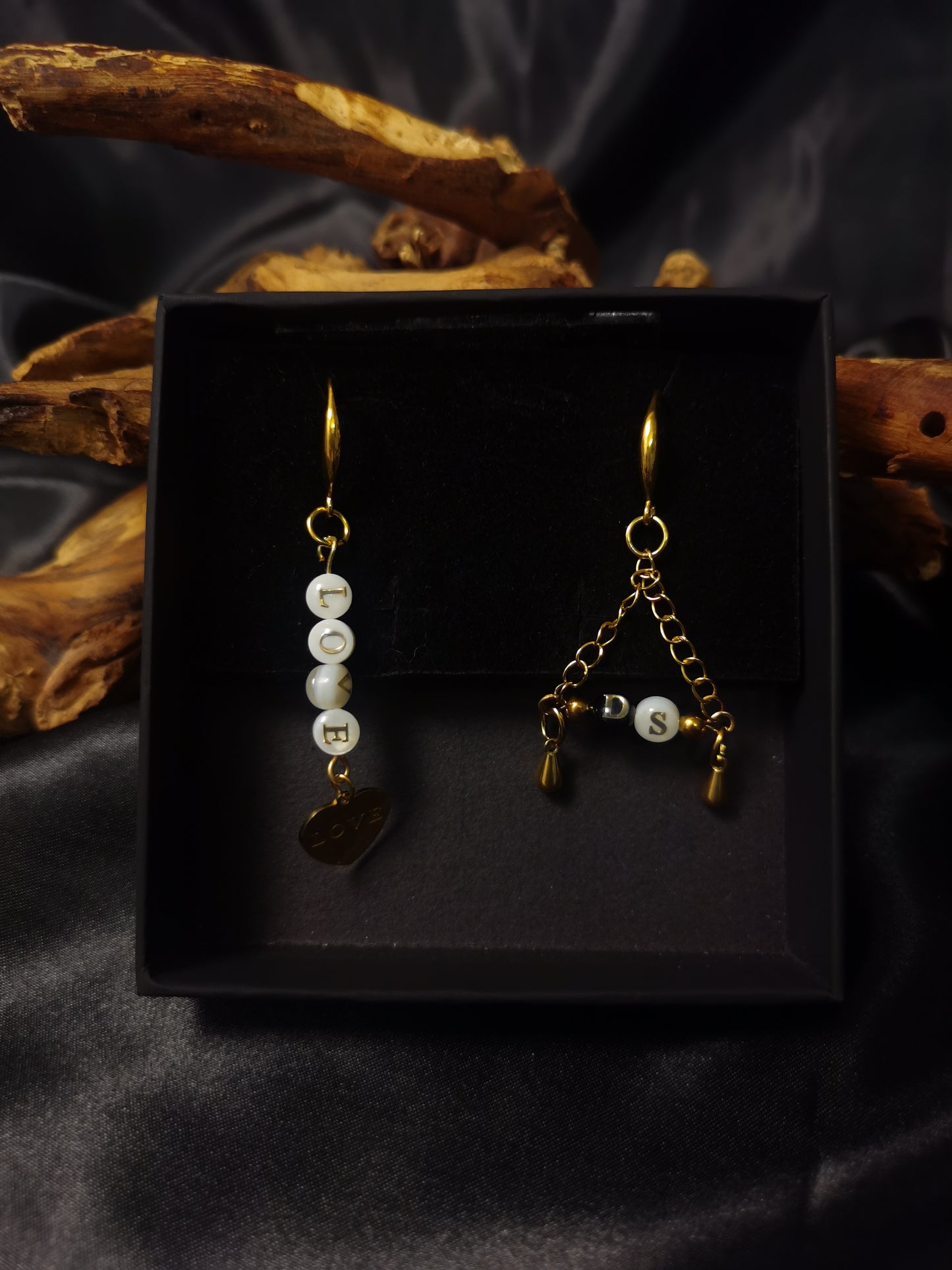 Ear hook love initials Earrings 18k gold-plated Titanium Steel GMJE43