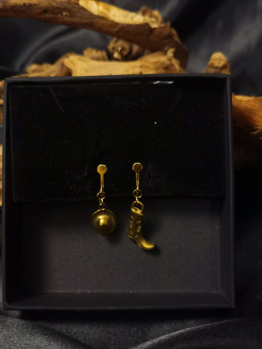 Huggie Cowboy Earrings 18k gold-plated Titanium Steel GMJE42