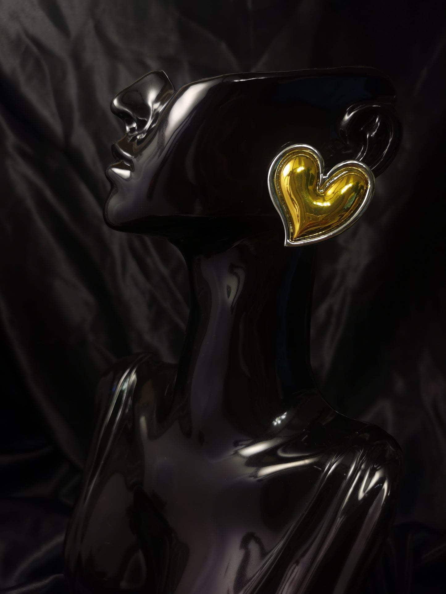 Heart  Earrings 18k gold-plated Titanium Steel GMJE44