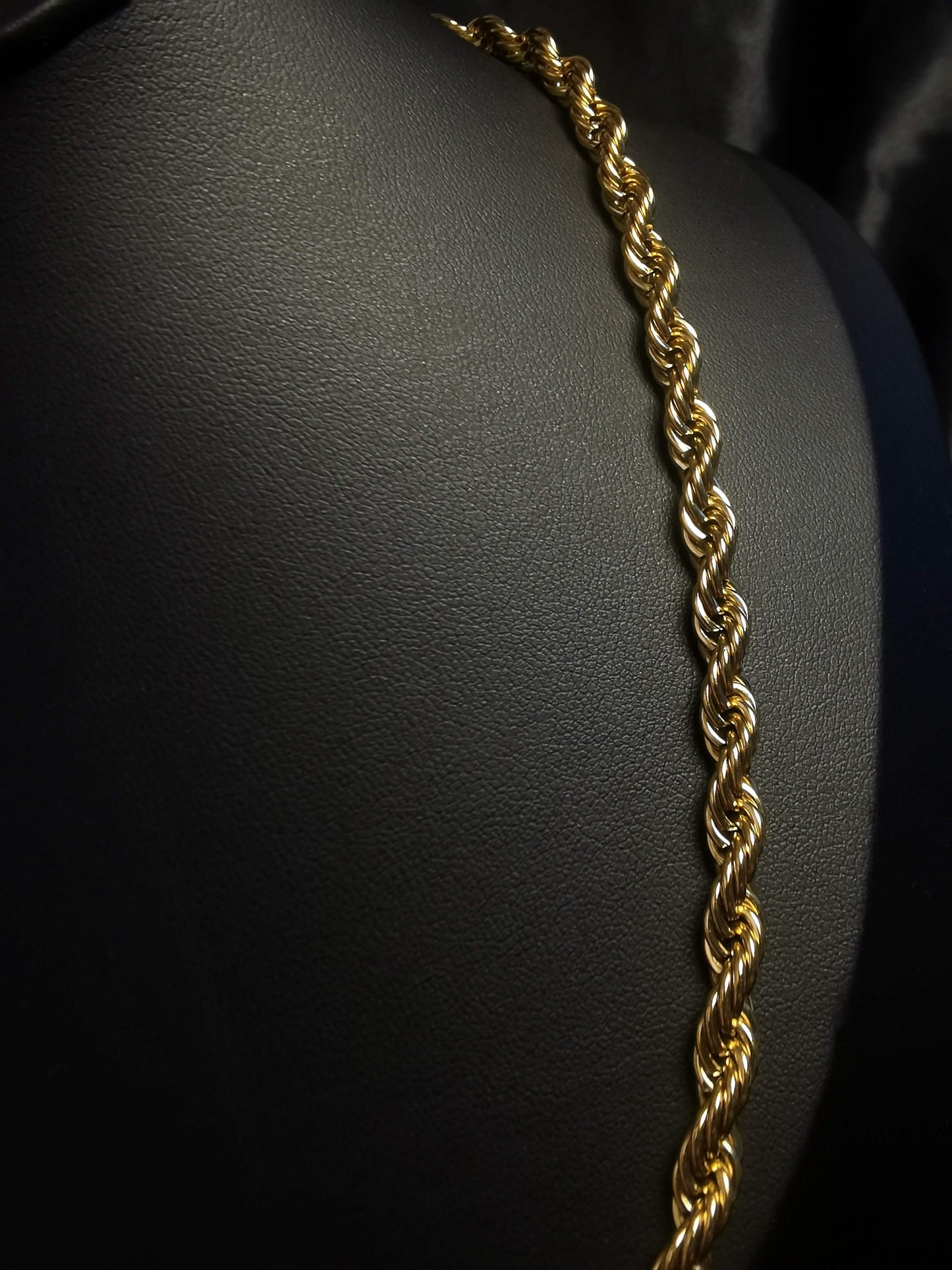 Chunky Necklace 18k gold-plated Titanium Steel Rope chain Trendy Jewelry 2025 GMJN32