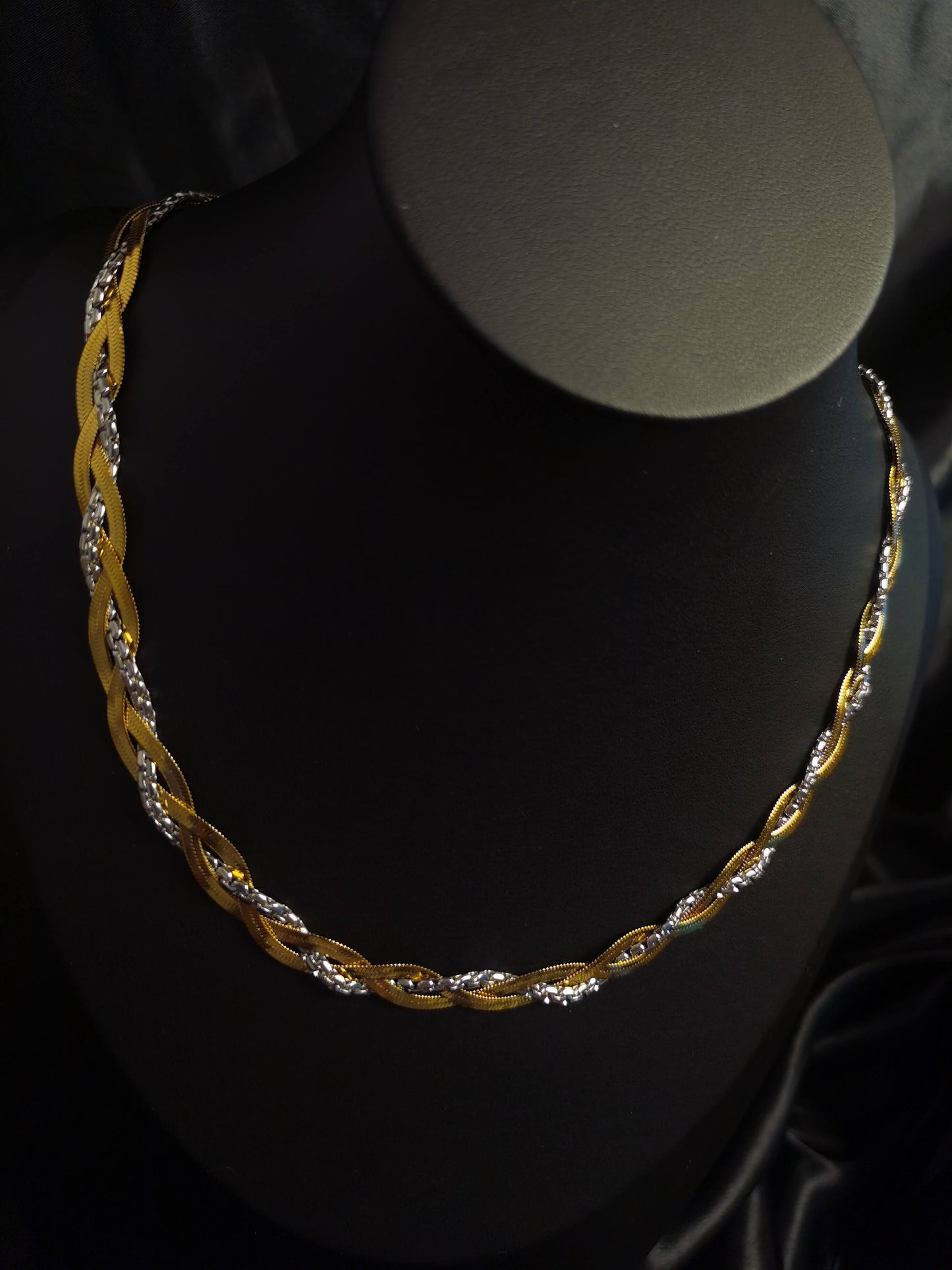 Name Initial Necklace 18k gold-plated Titanium Steel multiple chain Trendy Jewelry 2025 GMJN37