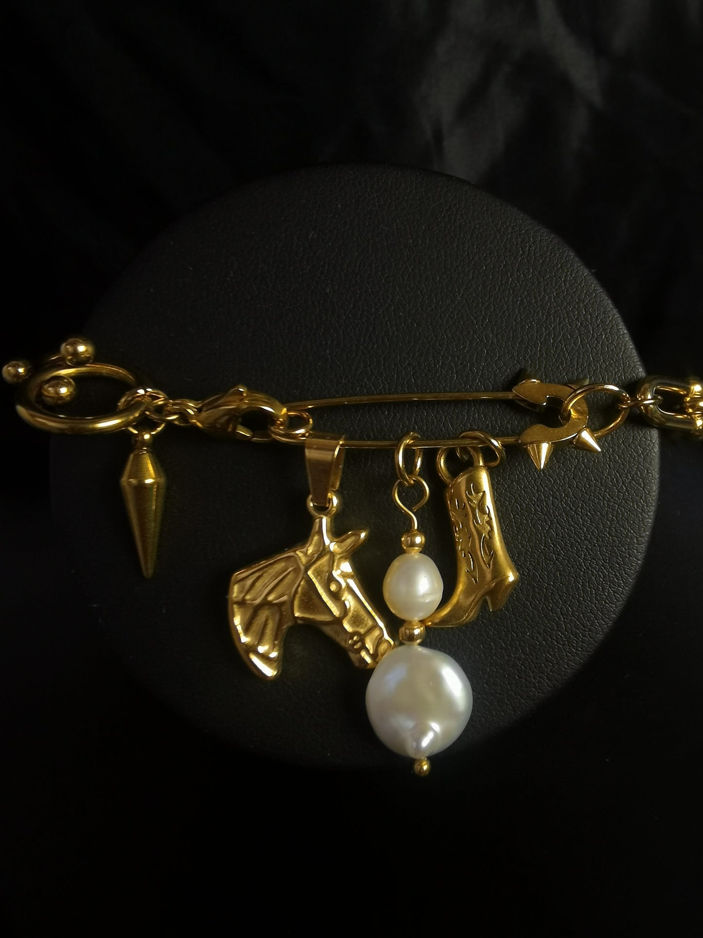 Cowboy Necklace 18k gold-plated Titanium Steel horseshoe chain Trendy Jewelry 2025 GMJN38