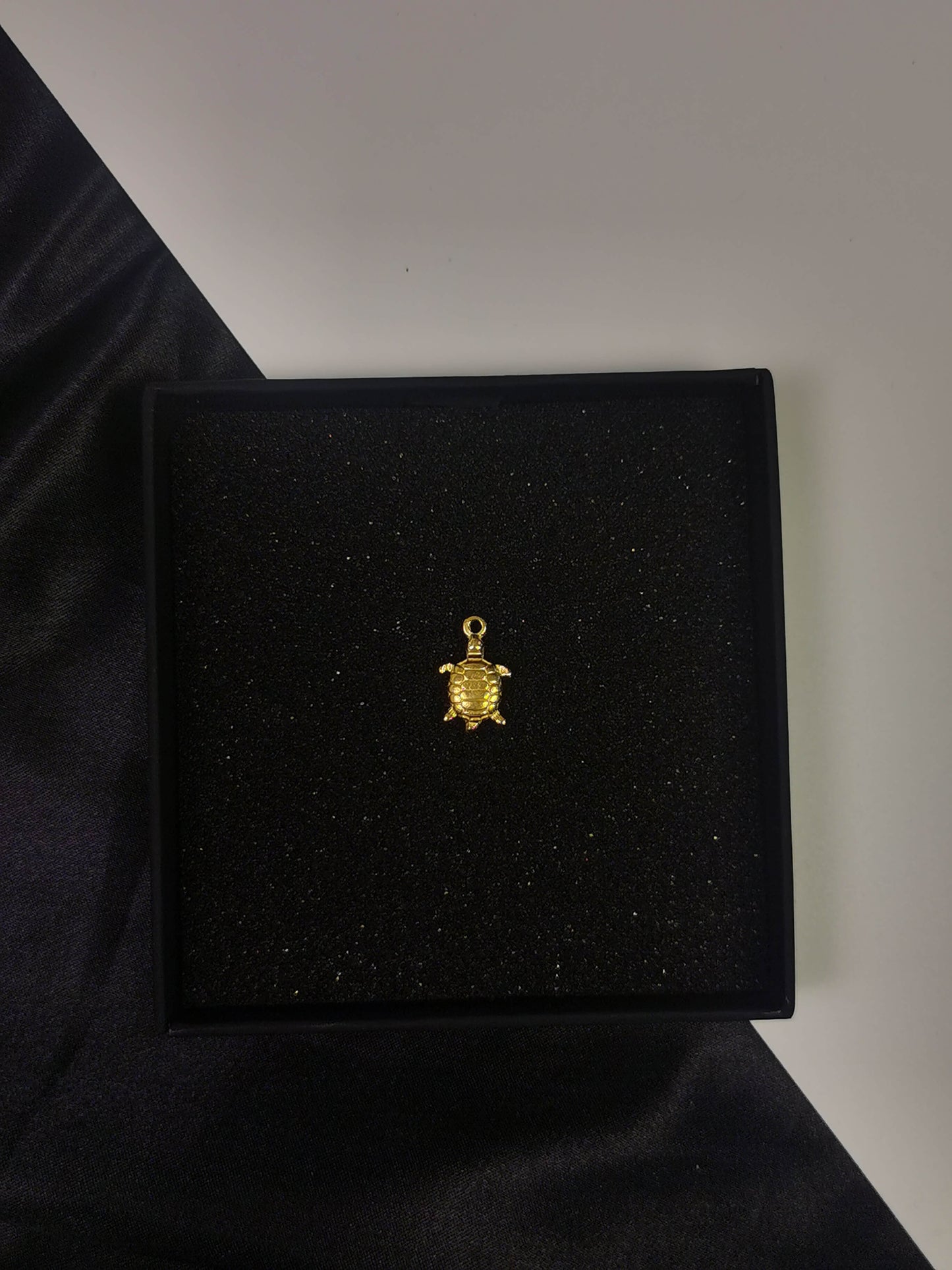 Animal element Pendant 18k gold-plated Titanium Steel Trendy Jewelry 2025 GMJP1A