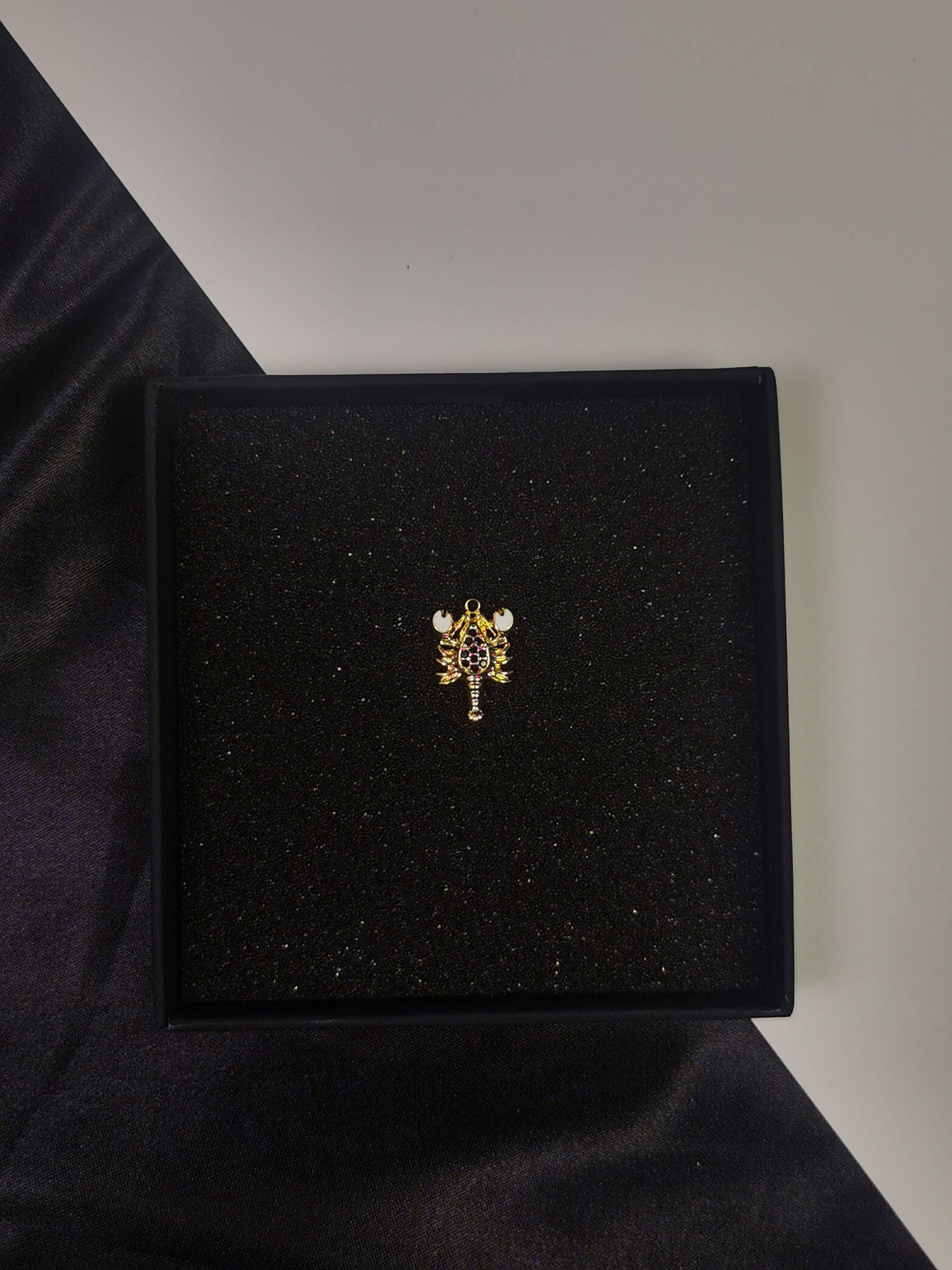 Animal element Pendant 18k gold-plated Titanium Steel Trendy Jewelry 2025 GMJP1A