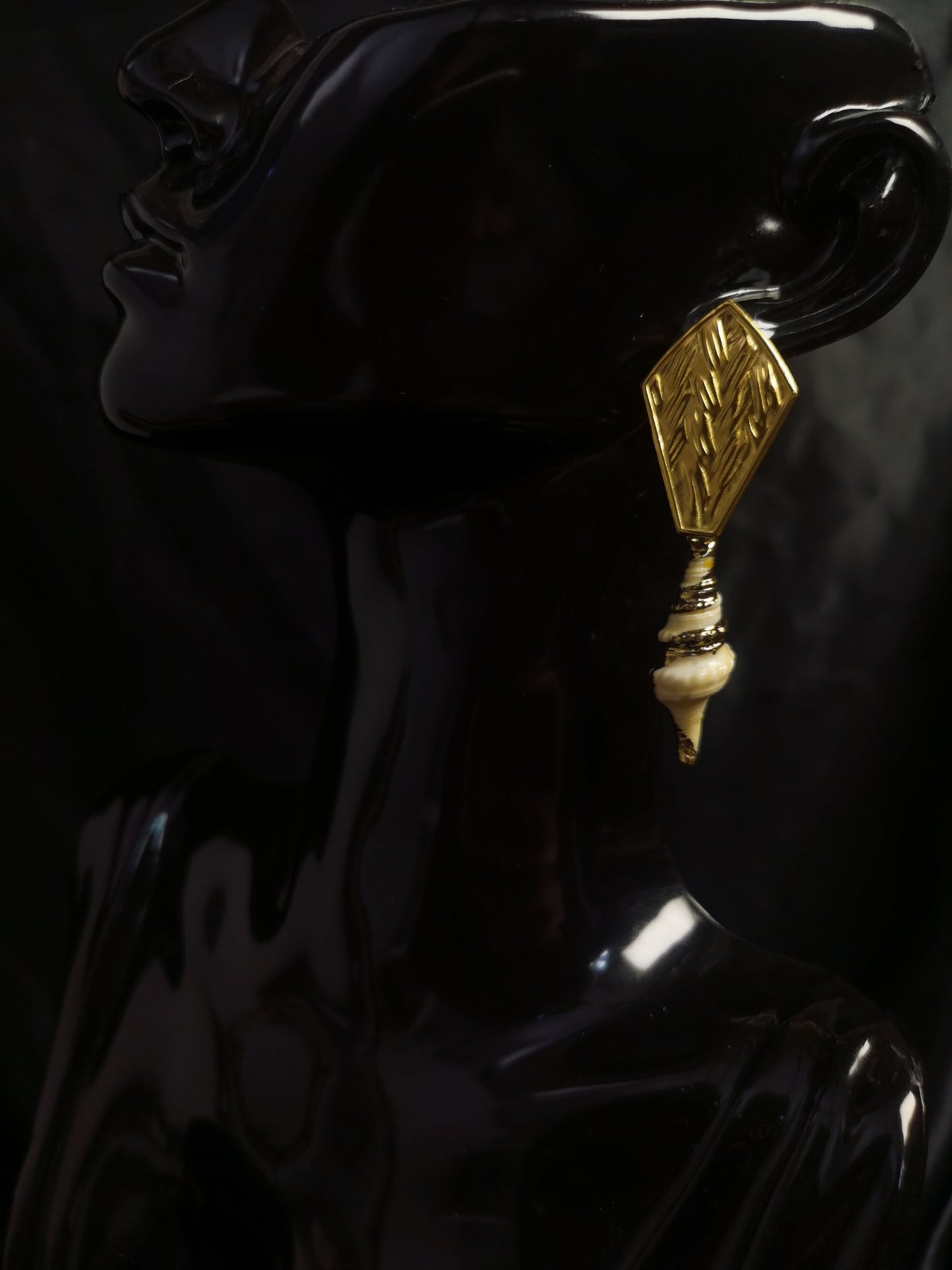 Coffin Earrings 18k gold-plated Titanium Steel Shell GMJE47