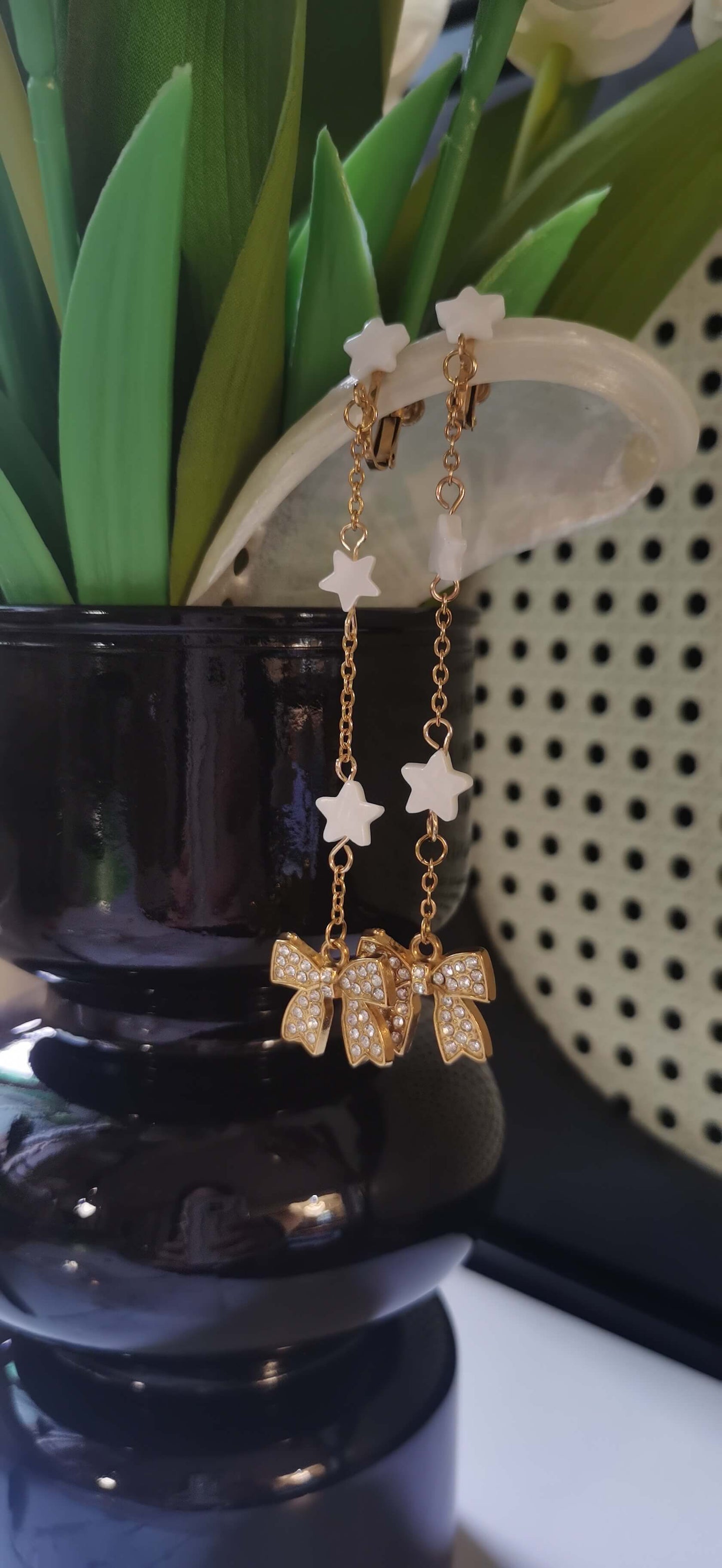 Ear Clip Earrings 18k gold-plated Titanium Steel Bow Knot GMJE53