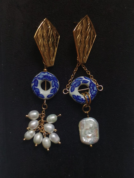 Coffin Earrings 18k gold-plated Titanium Steel blue and white Porcelain GMJE54