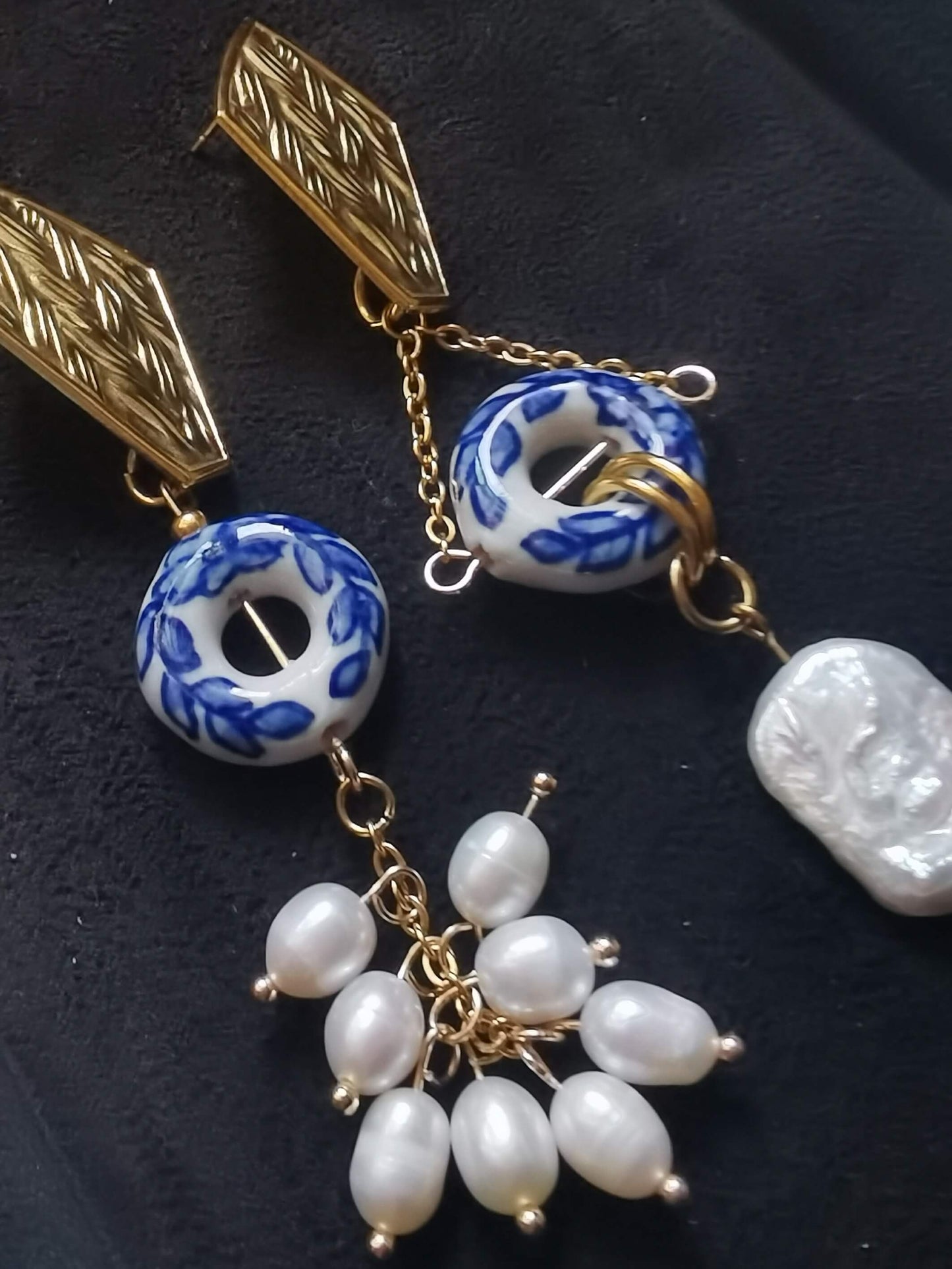 Coffin Earrings 18k gold-plated Titanium Steel blue and white Porcelain GMJE54