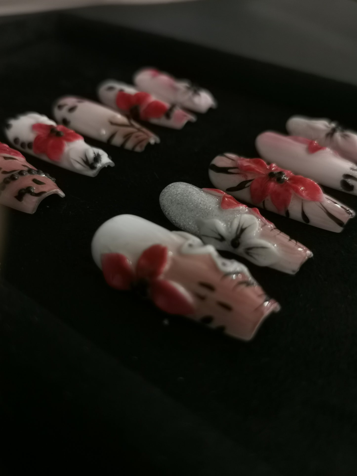NO:1009 Acrylic 3D Red Flower Garden Design Press on nails square coffin stiletto reusable durable trendy 2025