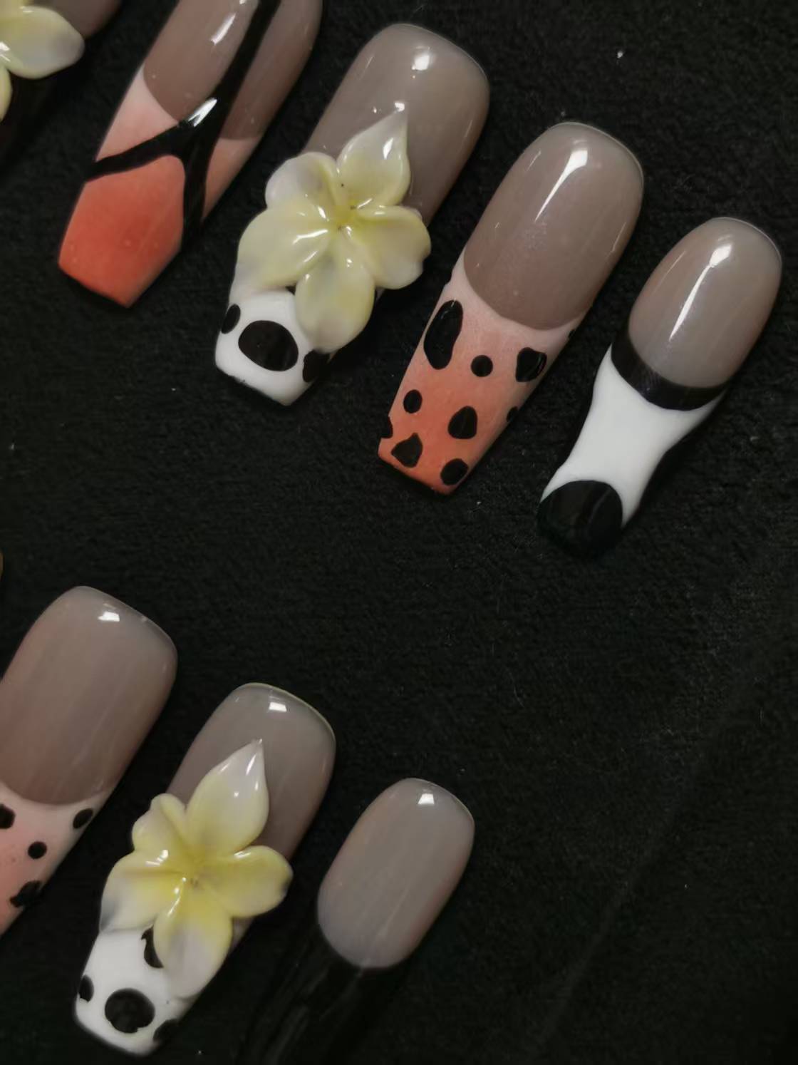 NO:1018 Acrylic 3D Flower Design Autumn Fall animal print Press on nails square coffin stiletto reusable durable trendy 2025