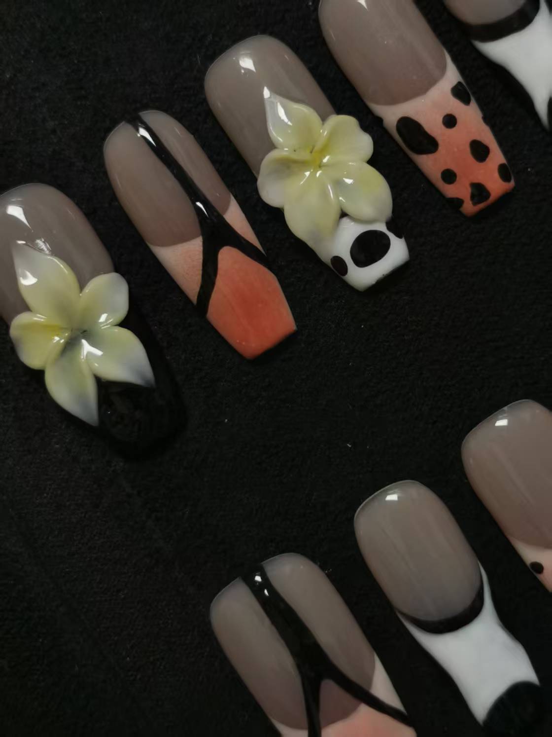 NO:1018 Acrylic 3D Flower Design Autumn Fall animal print Press on nails square coffin stiletto reusable durable trendy 2025