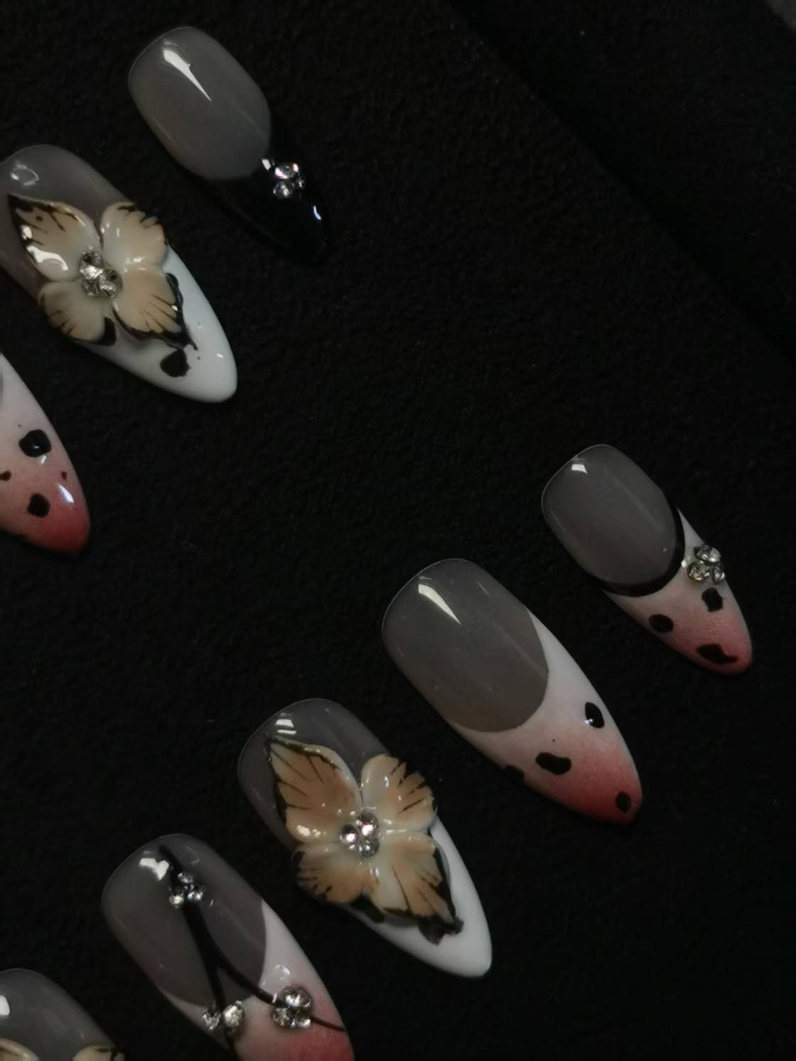 NO:1041 Acrylic 3D Flower Garden Design Press on nails Almond reusable durable trendy 2025